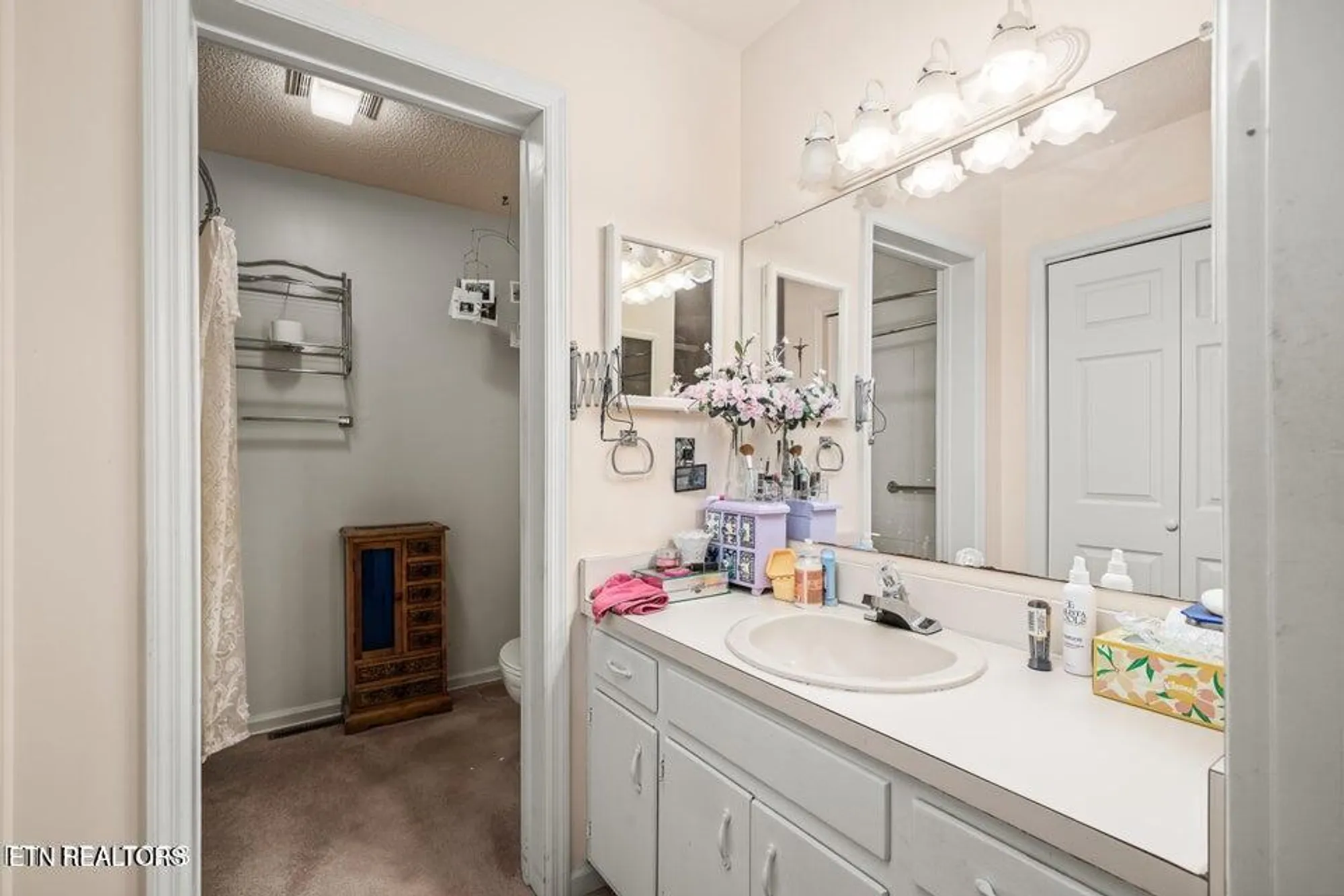 Property Slideshow image 24 of 40 | 354 lake catherine ln, Crossville, TN, 38558