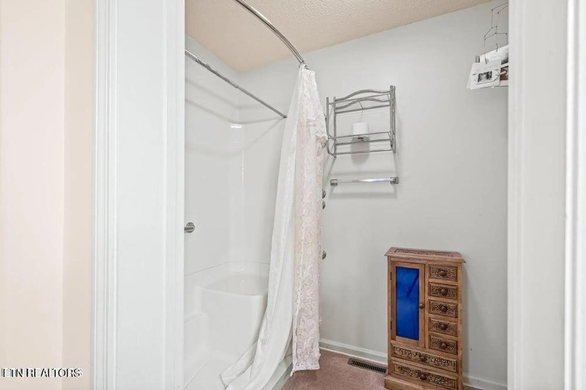 Property Slideshow image 25 of 40 | 354 lake catherine ln, Crossville, TN, 38558