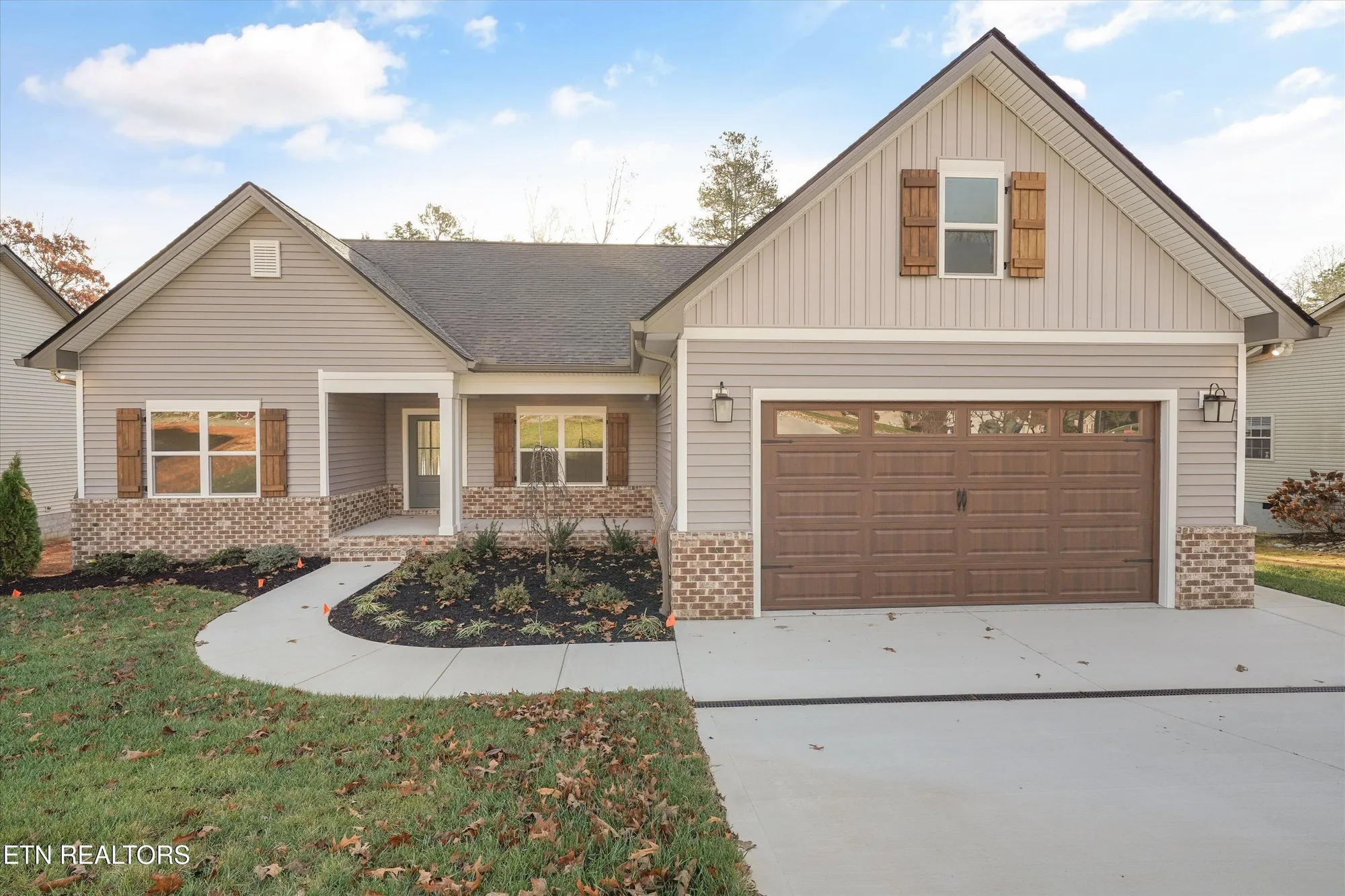 Property Slideshow image 1 of 30 | 120 yona way, Loudon, TN, 37774