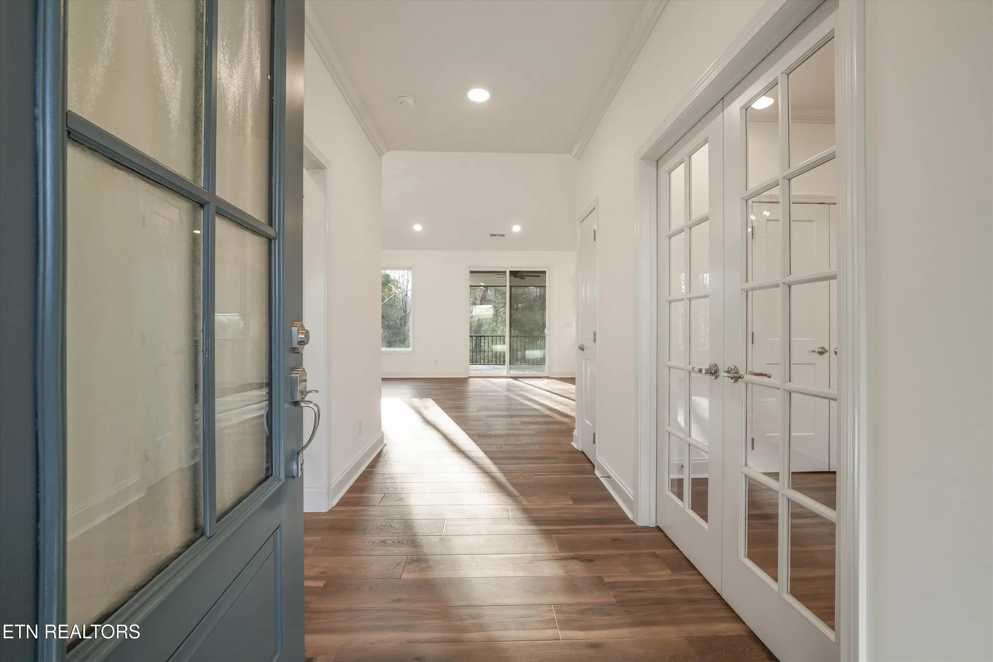 Property Slideshow image 4 of 30 | 120 yona way, Loudon, TN, 37774