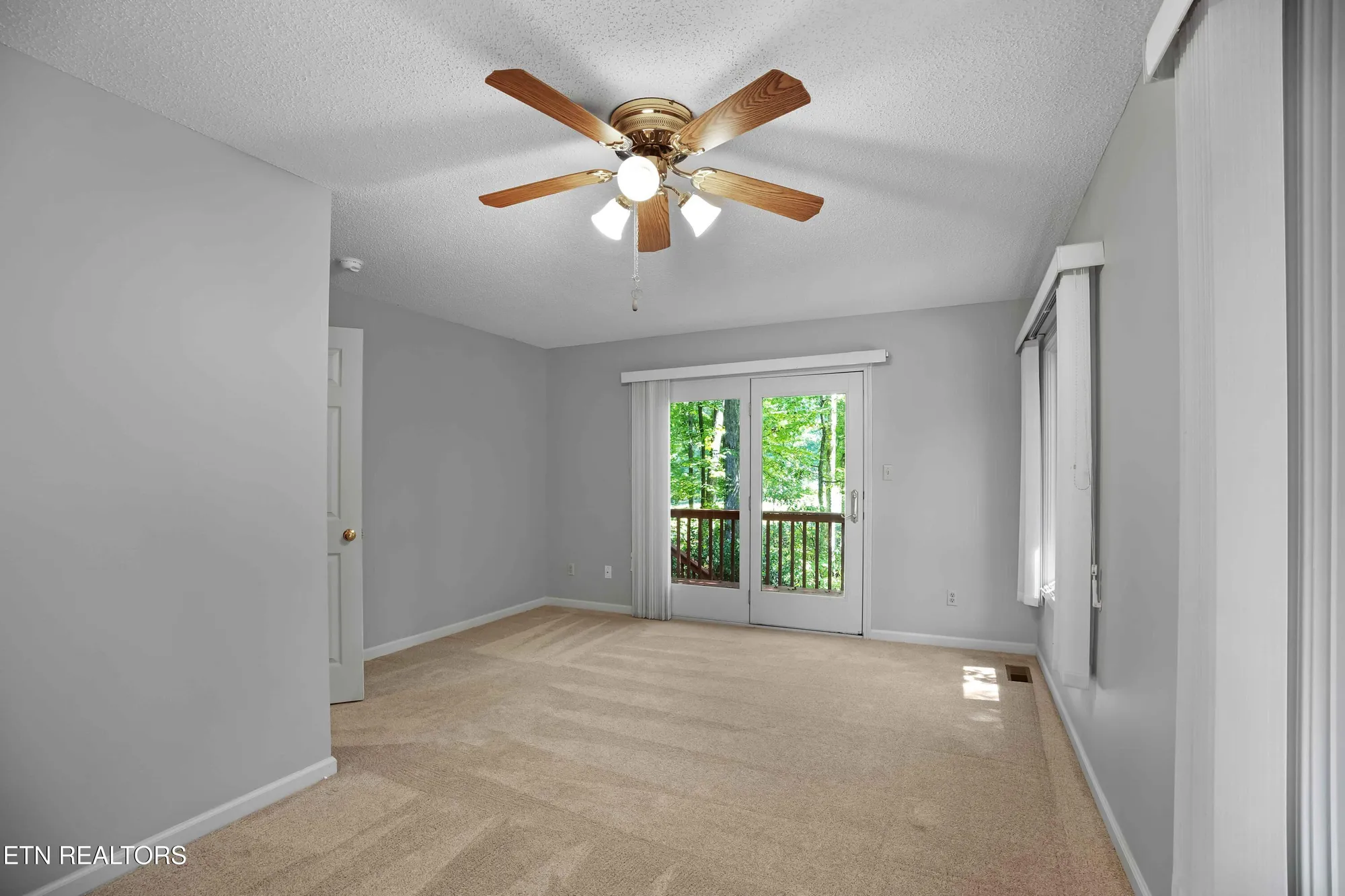 Property Slideshow image 19 of 28 | 312 paoli trce, Loudon, TN, 37774
