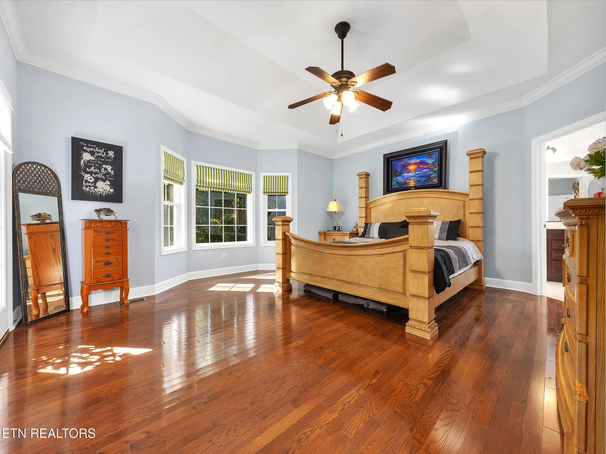 Property Slideshow image 20 of 54 | 110 seminole ln, Loudon, TN, 37774