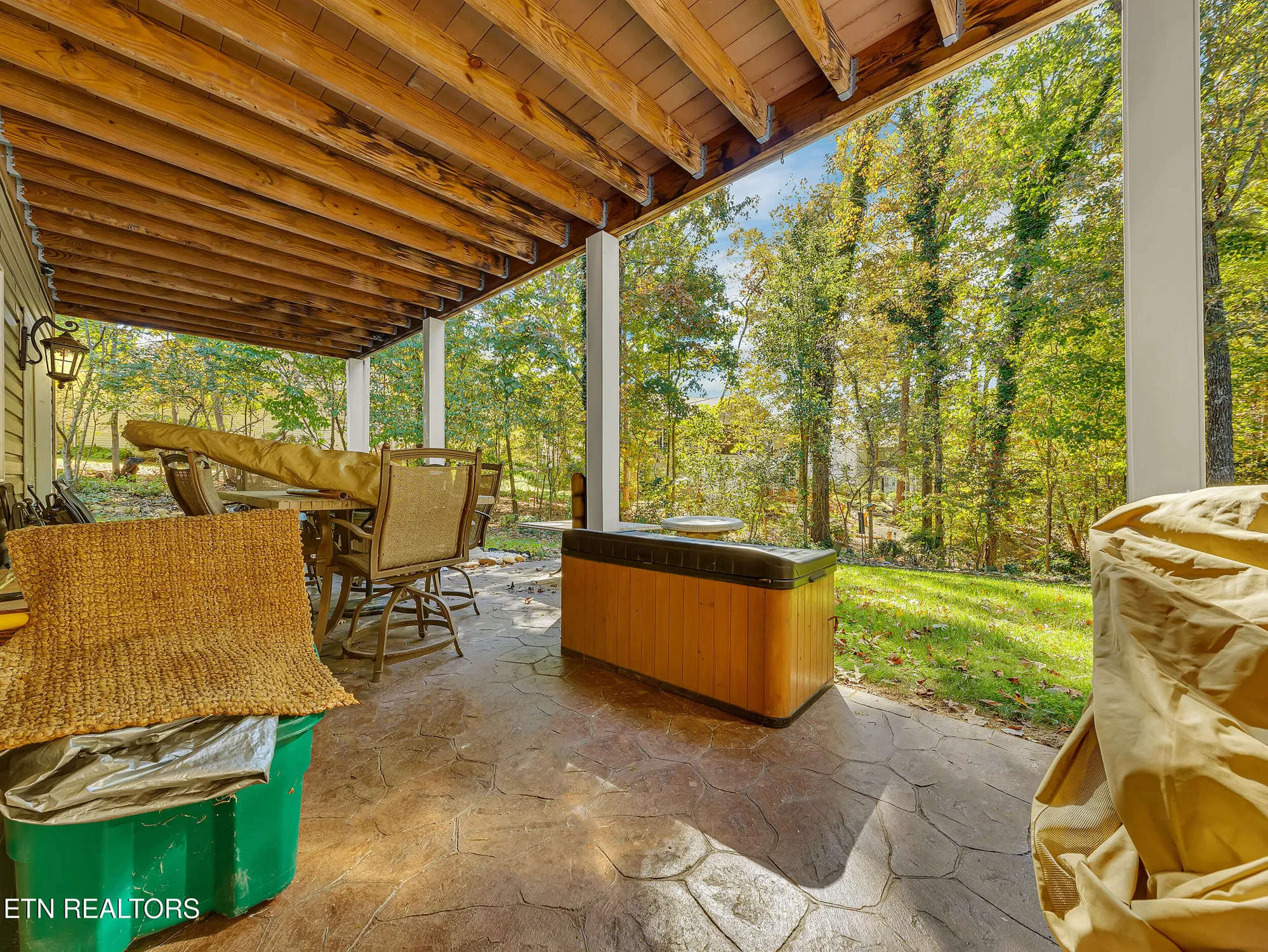 Property Slideshow image 42 of 54 | 110 seminole ln, Loudon, TN, 37774