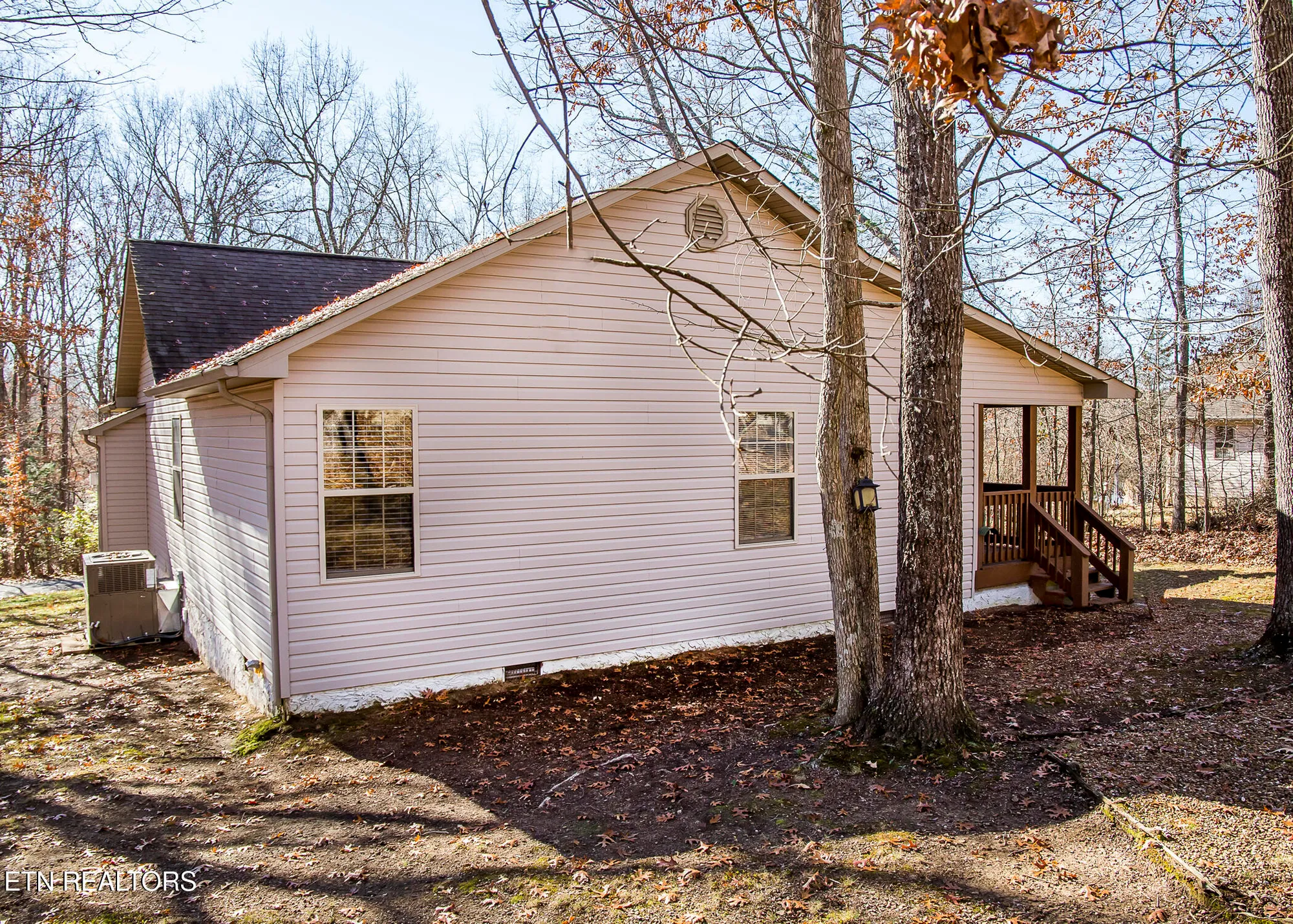 Property Slideshow image 4 of 53 | 107 ivy ln, Crossville, TN, 38558