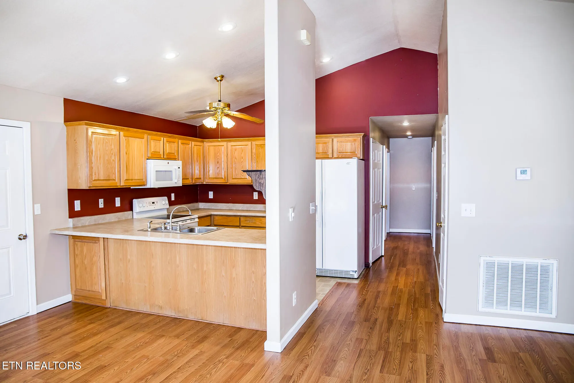 Property Slideshow image 30 of 53 | 107 ivy ln, Crossville, TN, 38558