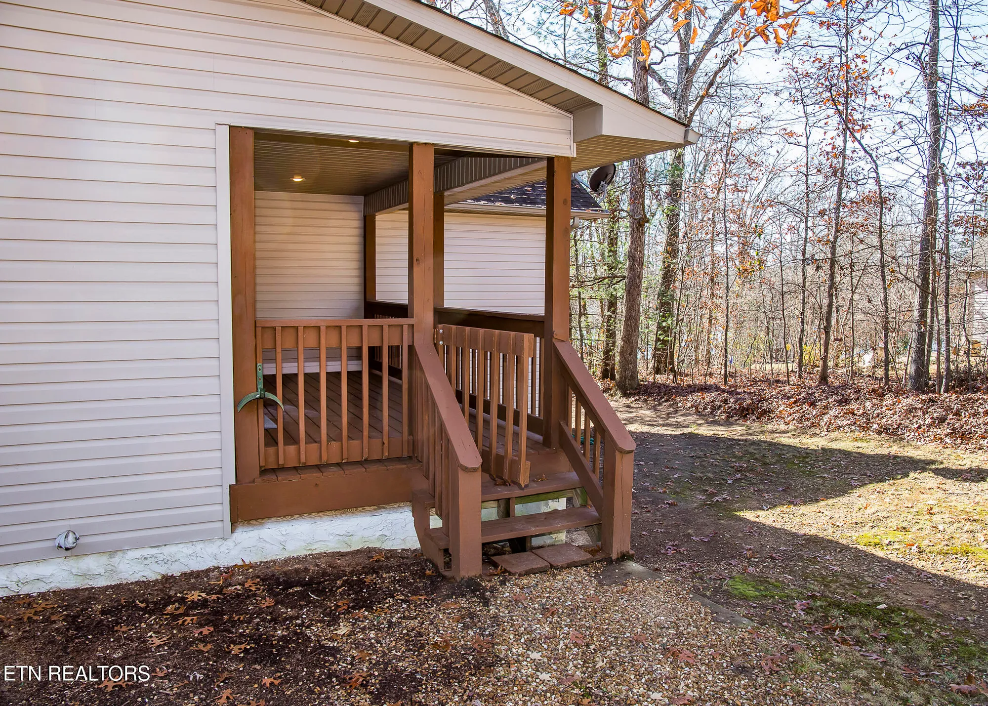 Property Slideshow image 8 of 53 | 107 ivy ln, Crossville, TN, 38558