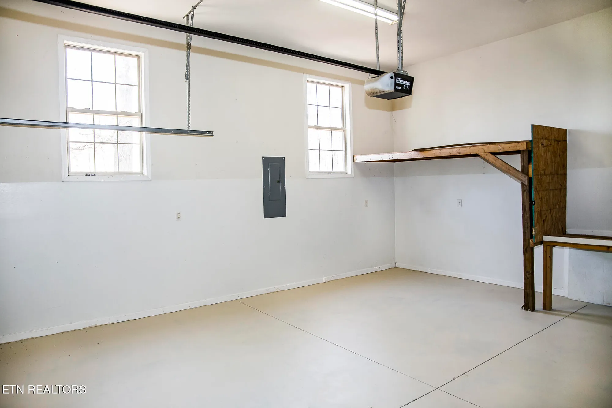 Property Slideshow image 51 of 53 | 107 ivy ln, Crossville, TN, 38558