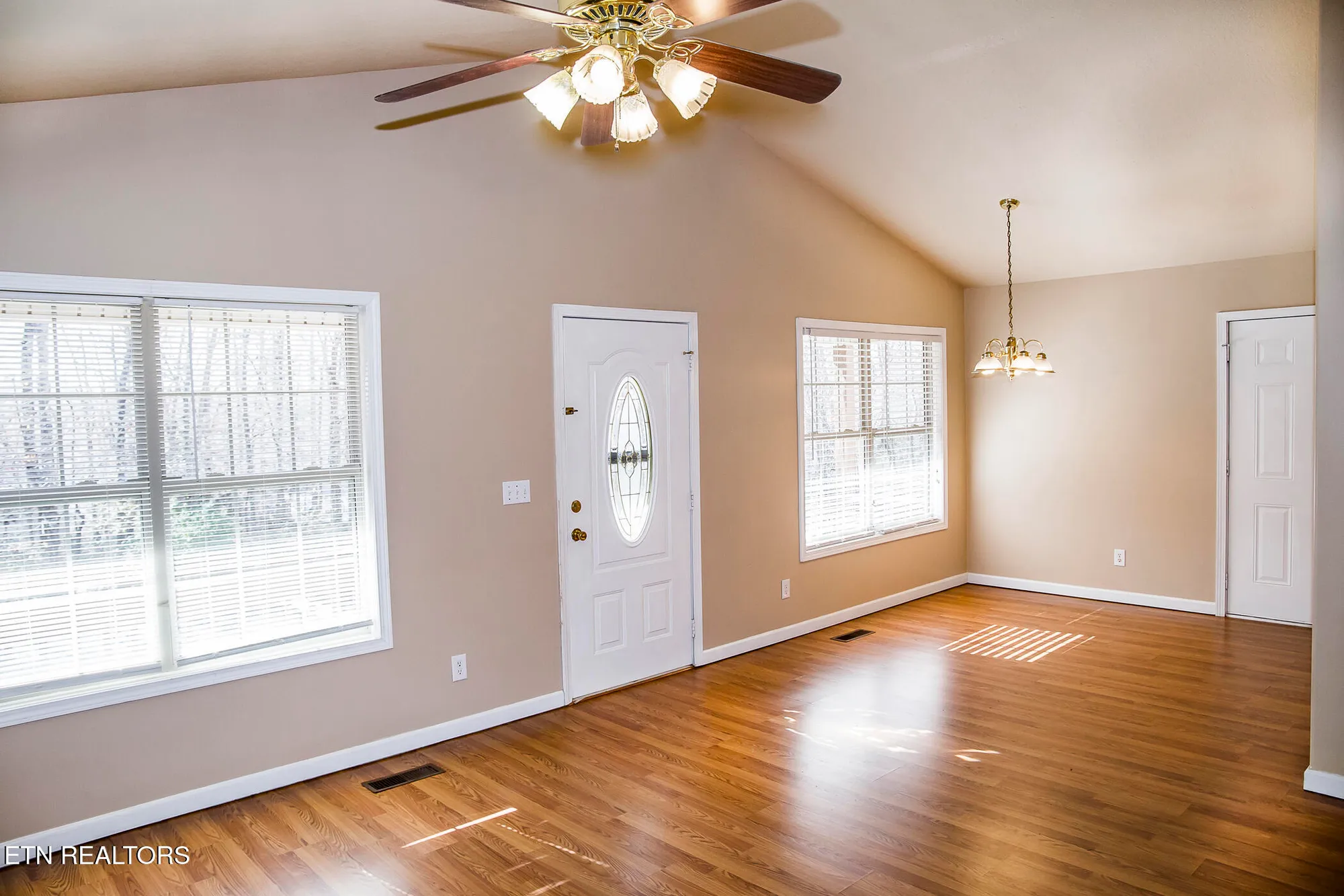 Property Slideshow image 21 of 53 | 107 ivy ln, Crossville, TN, 38558