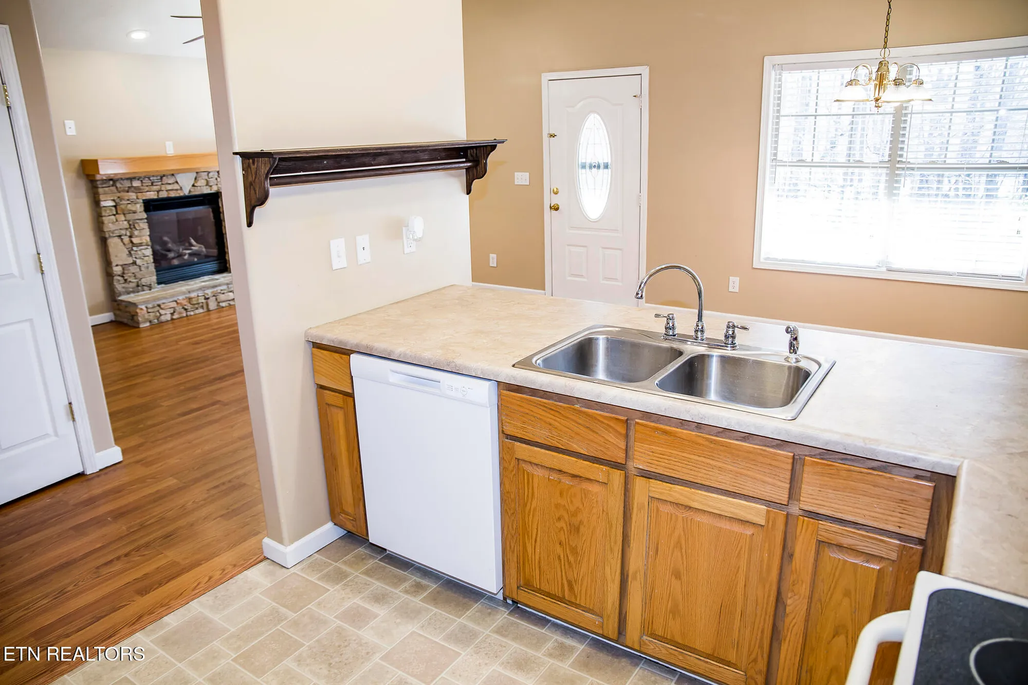 Property Slideshow image 27 of 53 | 107 ivy ln, Crossville, TN, 38558