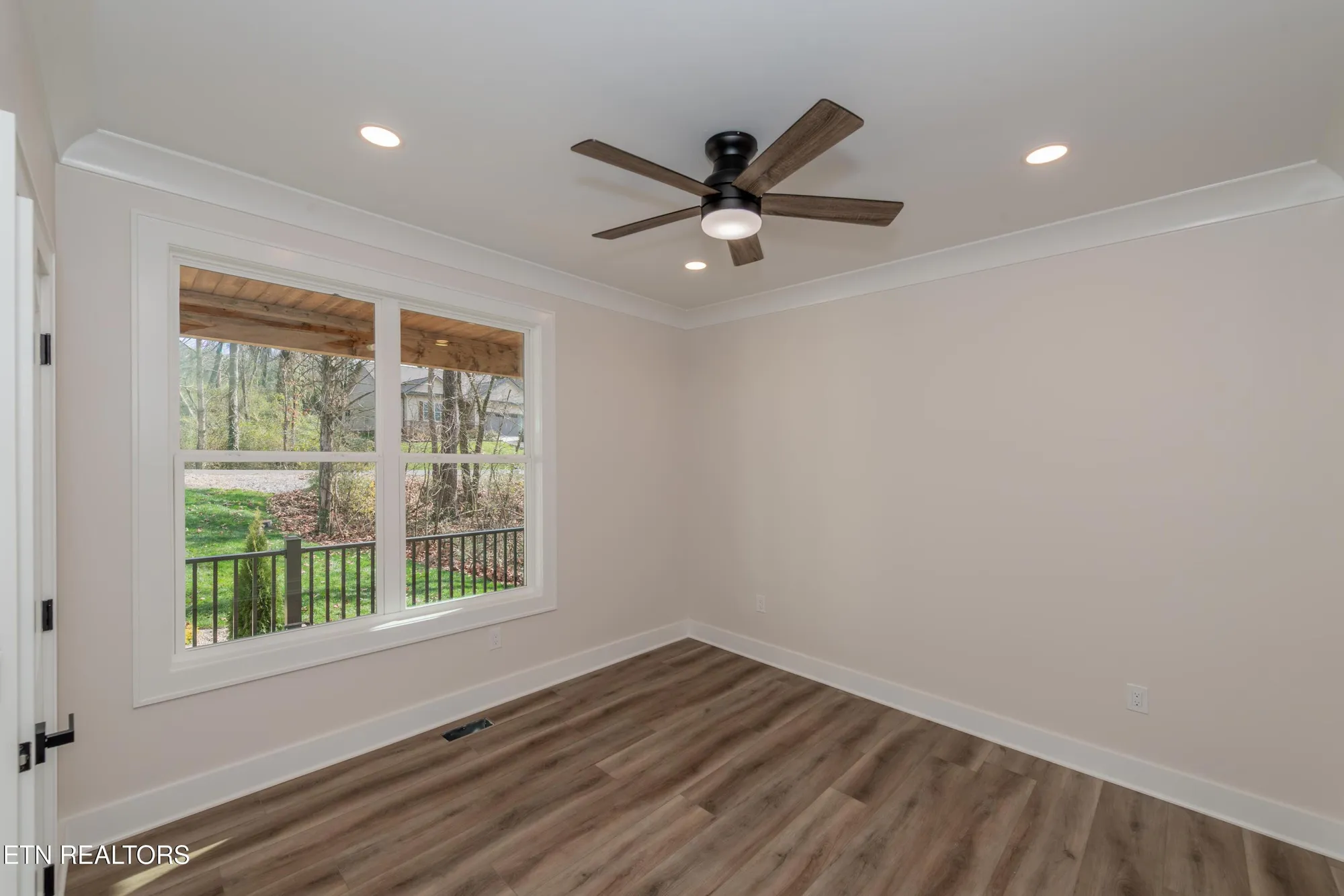 Property Slideshow image 41 of 59 | 211 chatuga way, Loudon, TN, 37774