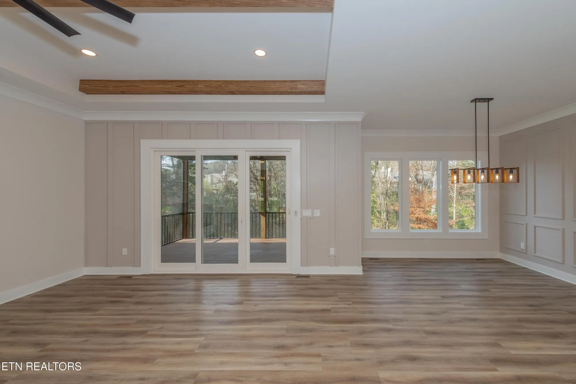 Property Slideshow image 21 of 59 | 211 chatuga way, Loudon, TN, 37774