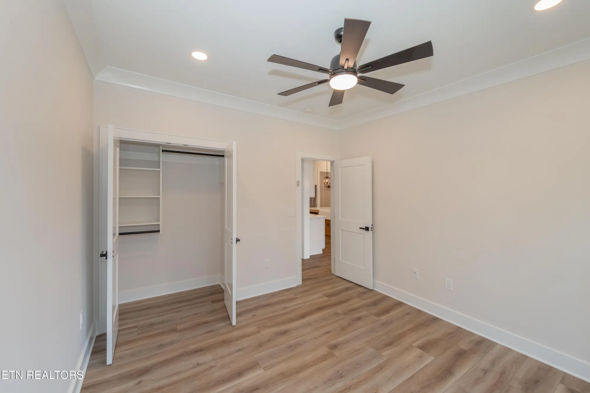 Property Slideshow image 43 of 59 | 211 chatuga way, Loudon, TN, 37774