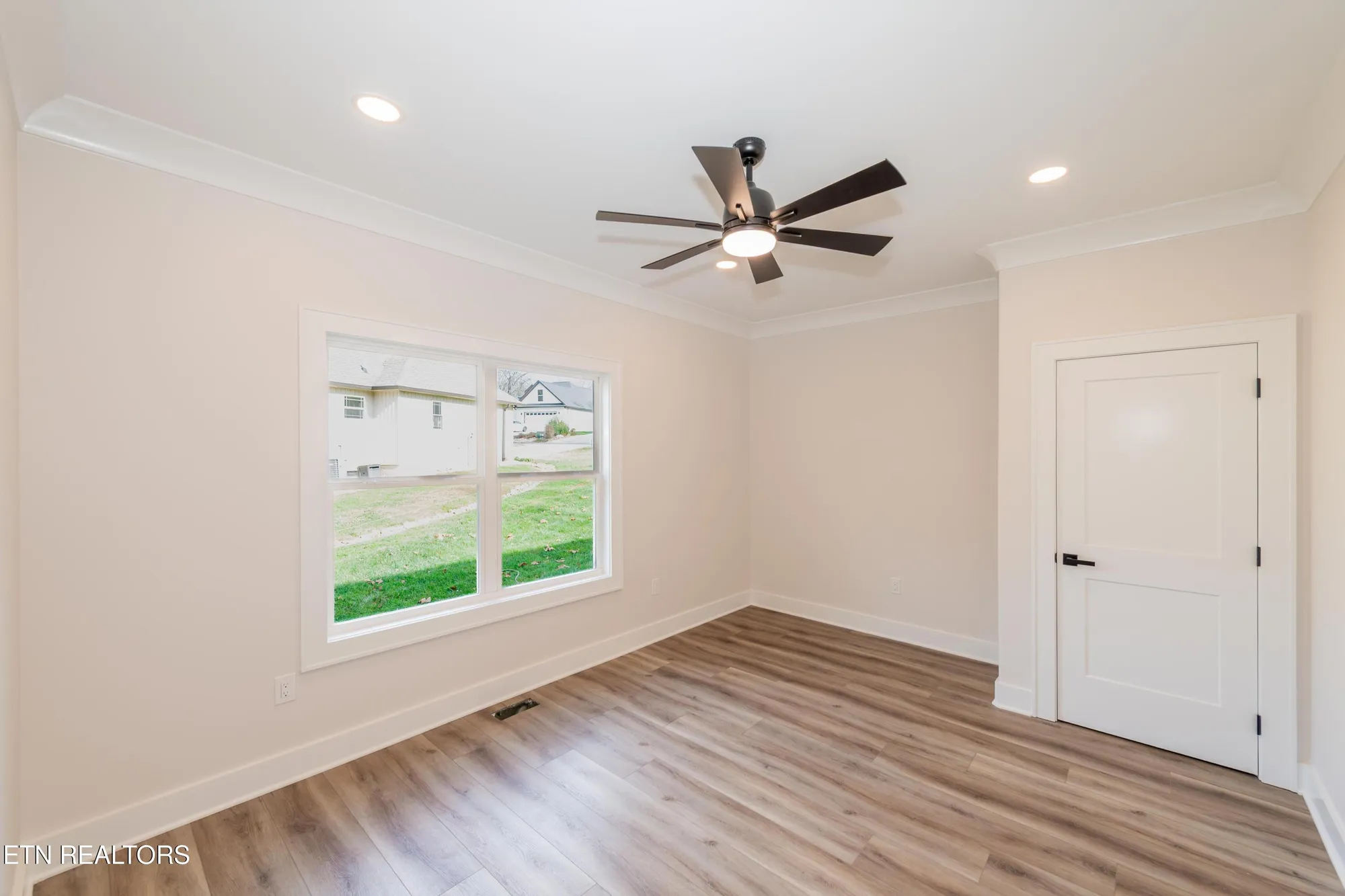 Property Slideshow image 46 of 59 | 211 chatuga way, Loudon, TN, 37774