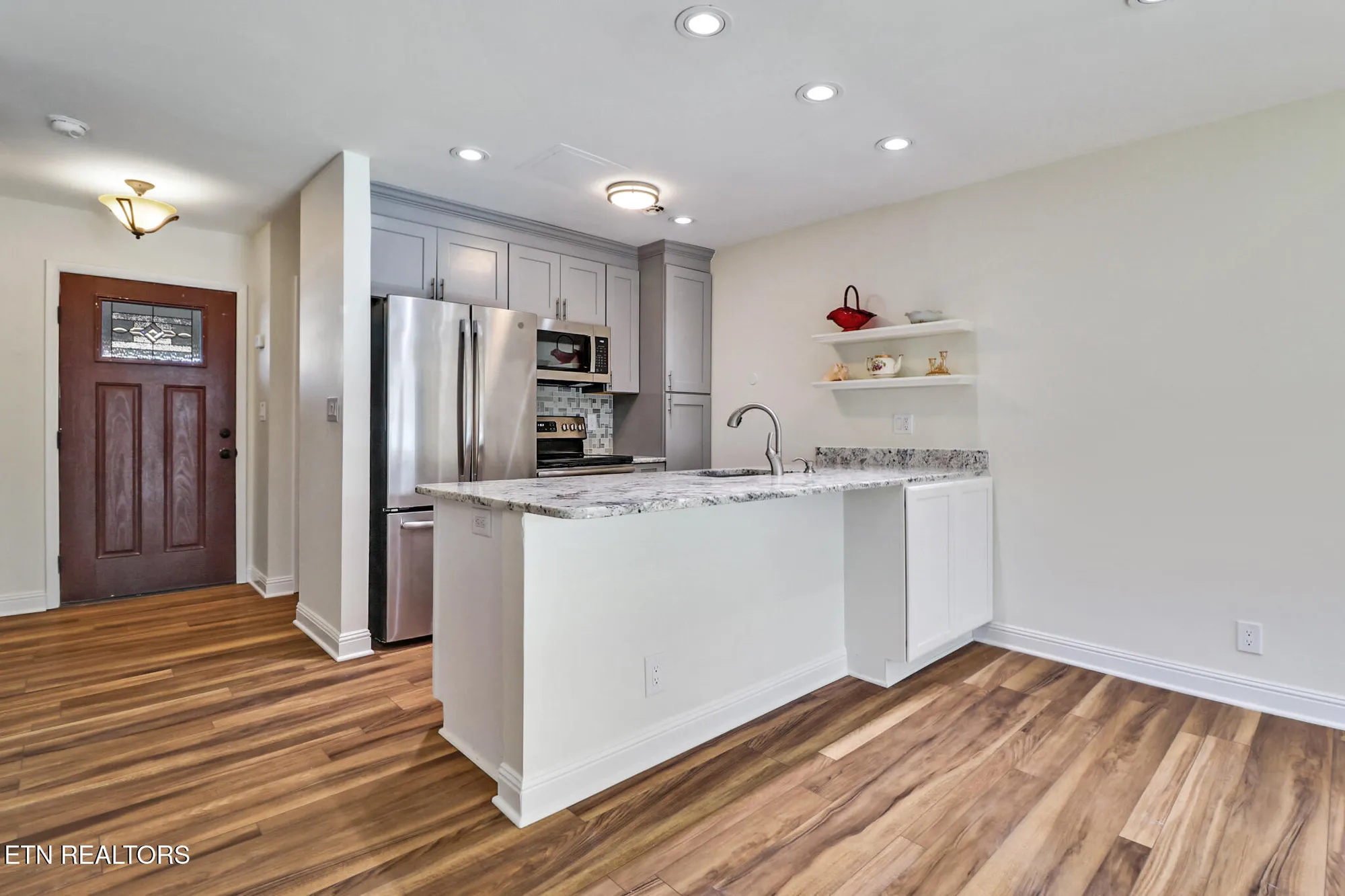 Property Slideshow image 18 of 44 | 96 lakeshore ln 28, Crossville, TN, 38558