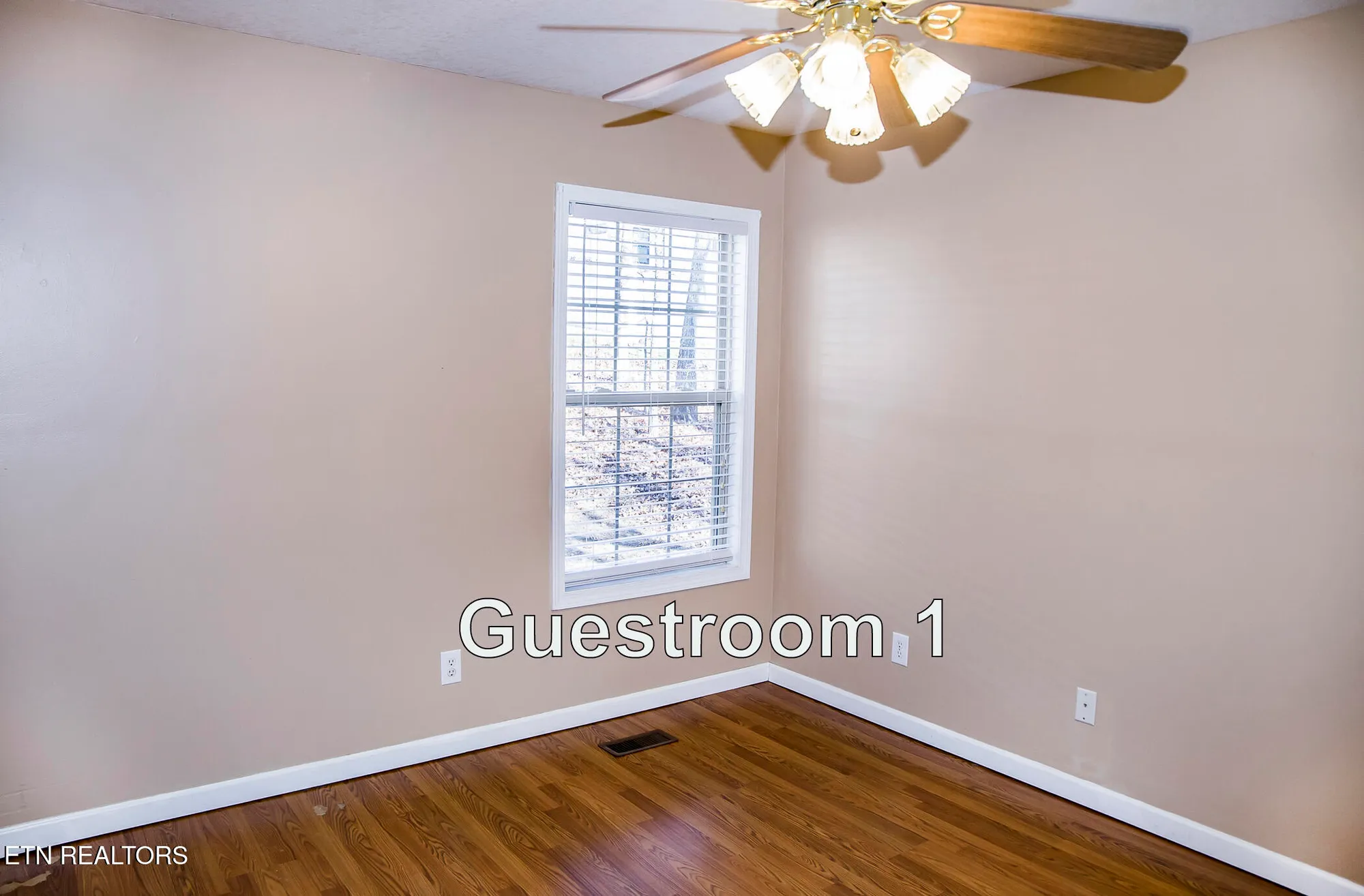 Property Slideshow image 39 of 53 | 107 ivy ln, Crossville, TN, 38558