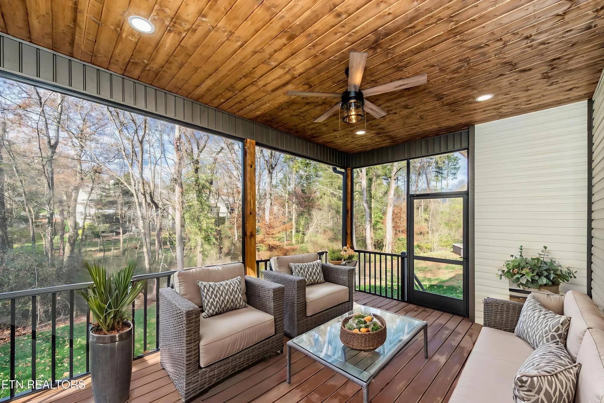 Property Slideshow image 55 of 59 | 211 chatuga way, Loudon, TN, 37774