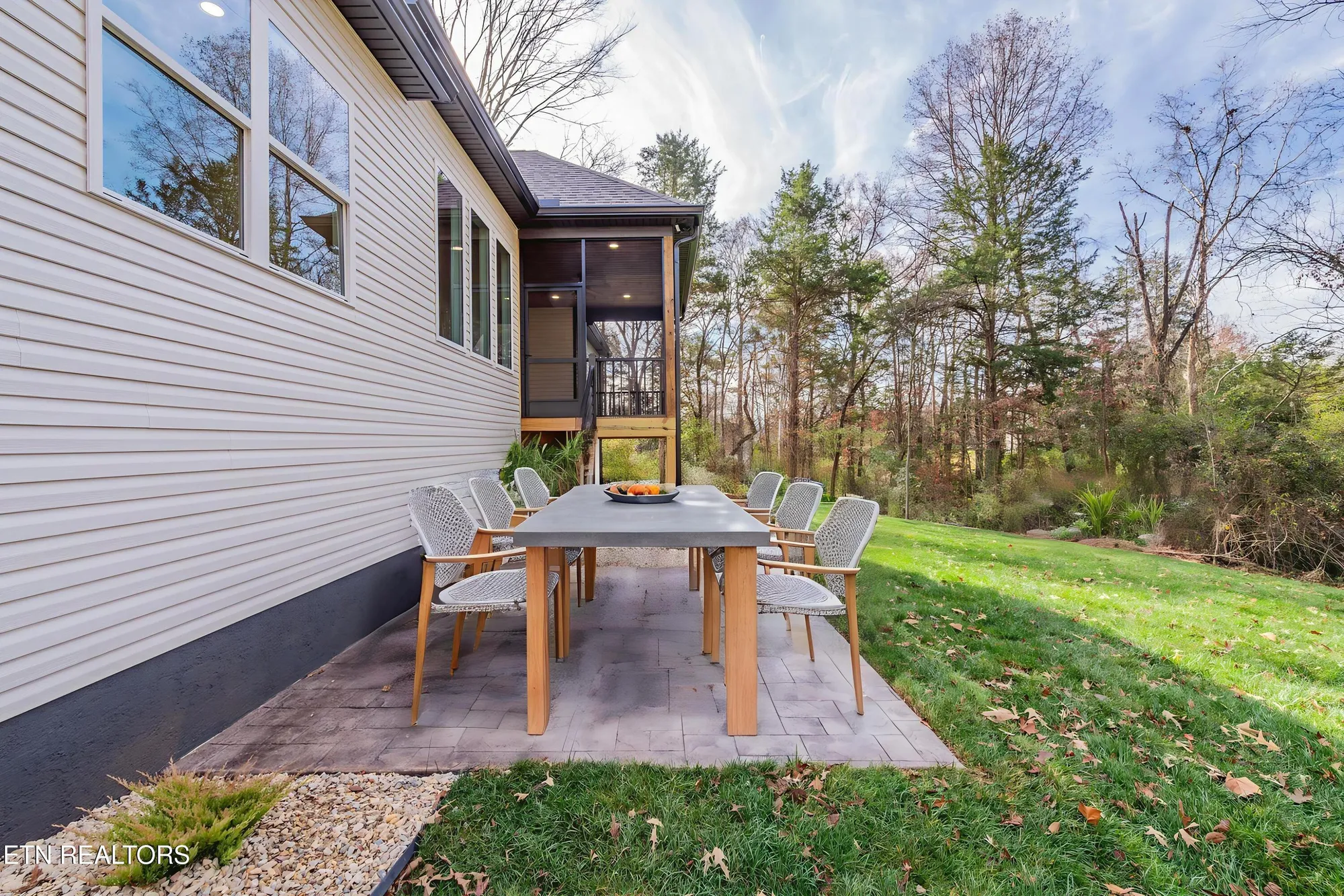 Property Slideshow image 58 of 59 | 211 chatuga way, Loudon, TN, 37774