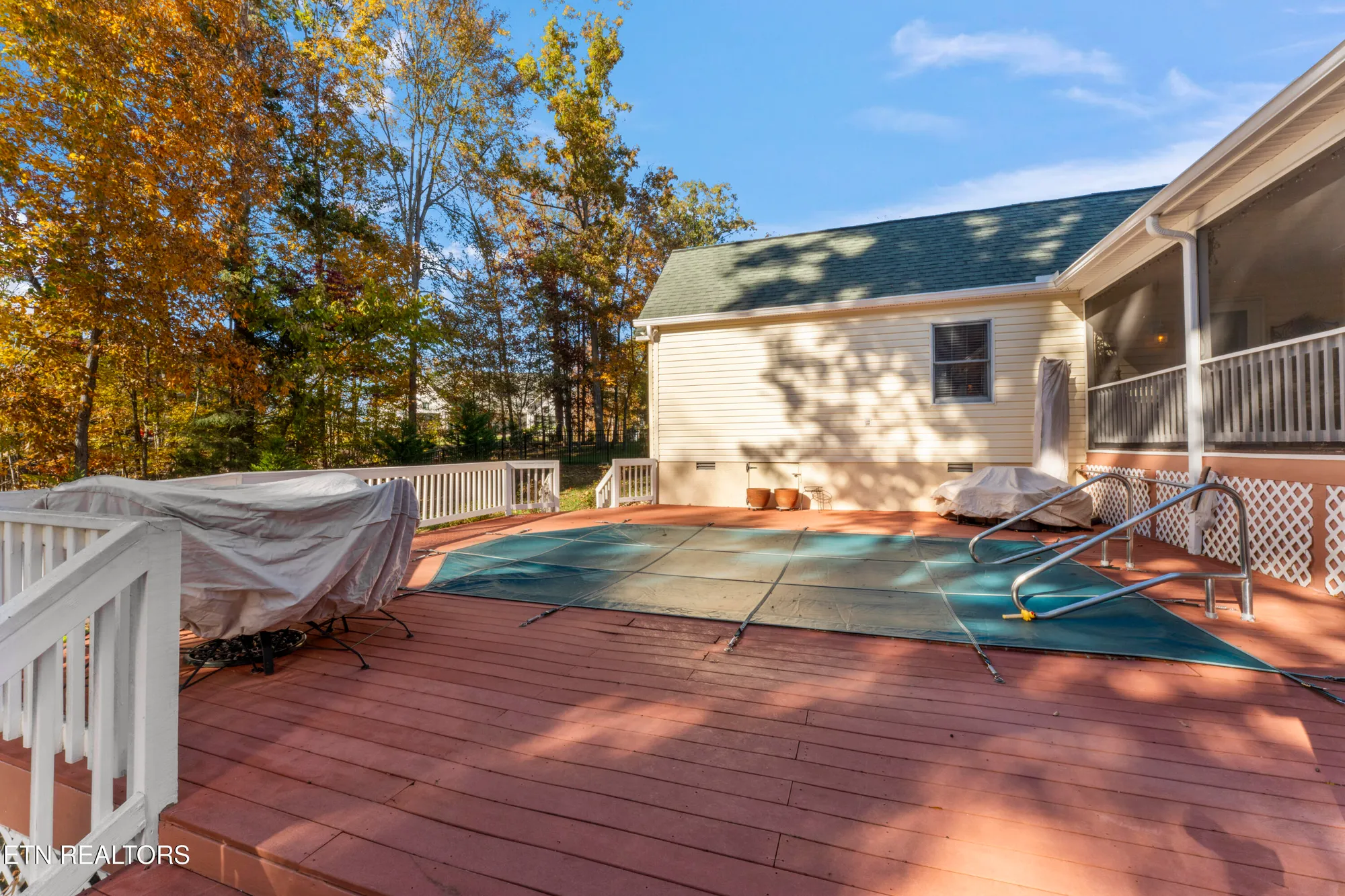 Property Slideshow image 35 of 41 | 416 igoti ln, Loudon, TN, 37774