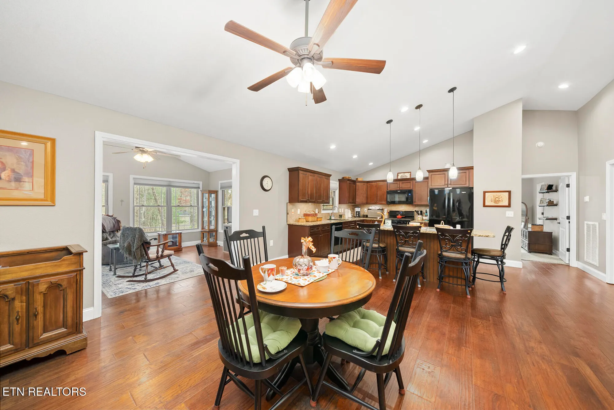 Property Slideshow image 21 of 56 | 109 beachwood dr, Crossville, TN, 38558