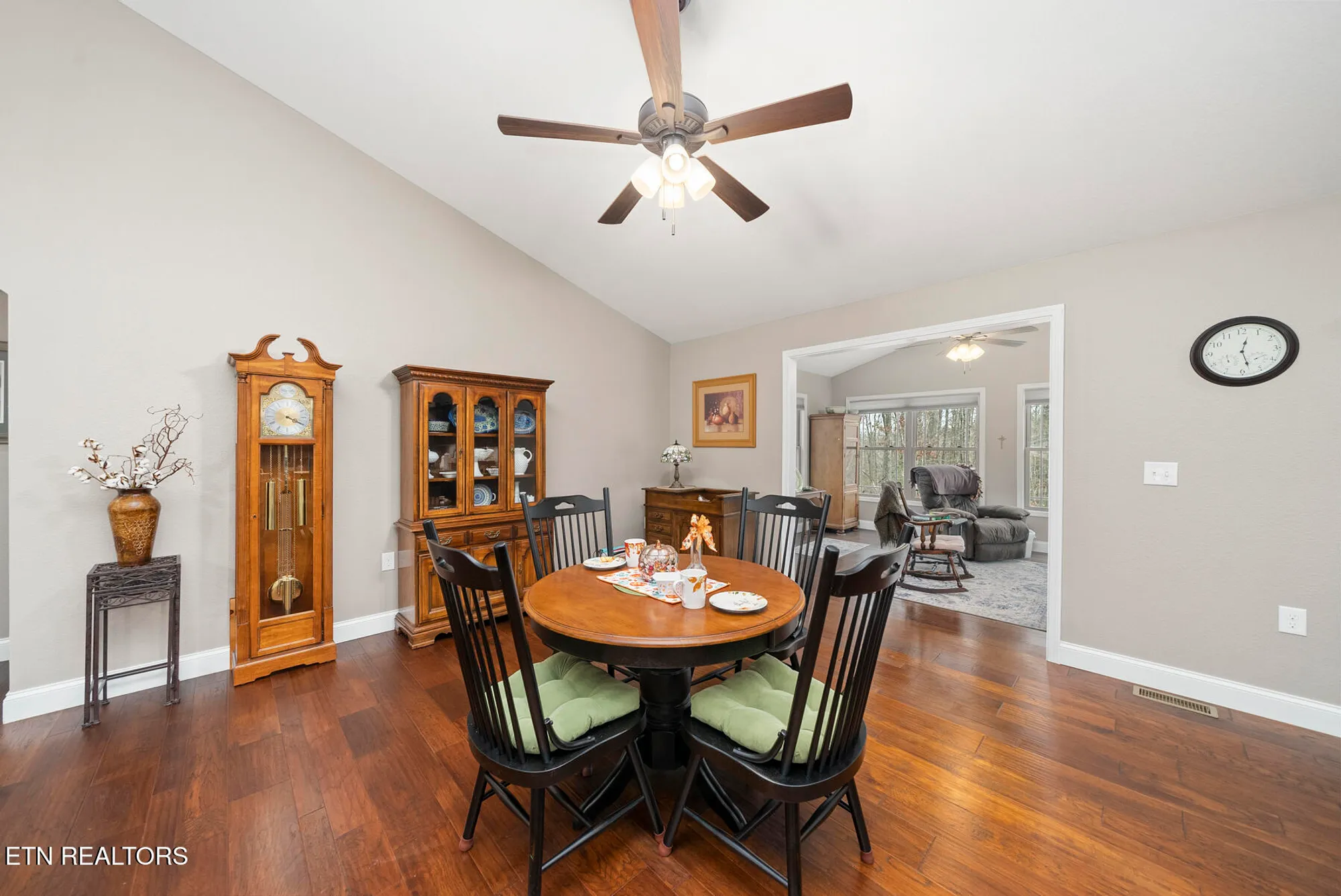 Property Slideshow image 15 of 56 | 109 beachwood dr, Crossville, TN, 38558