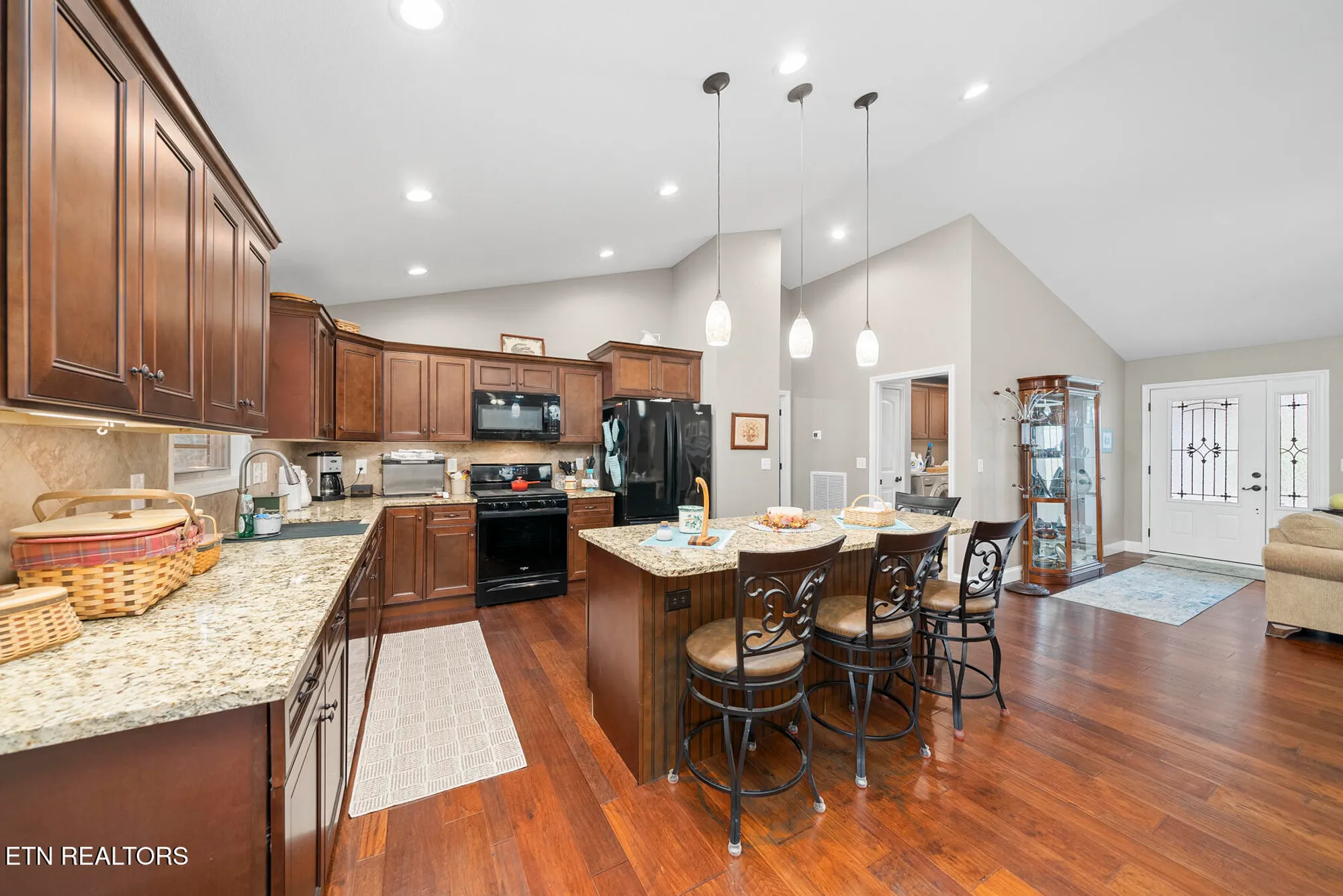 Property Slideshow image 19 of 56 | 109 beachwood dr, Crossville, TN, 38558