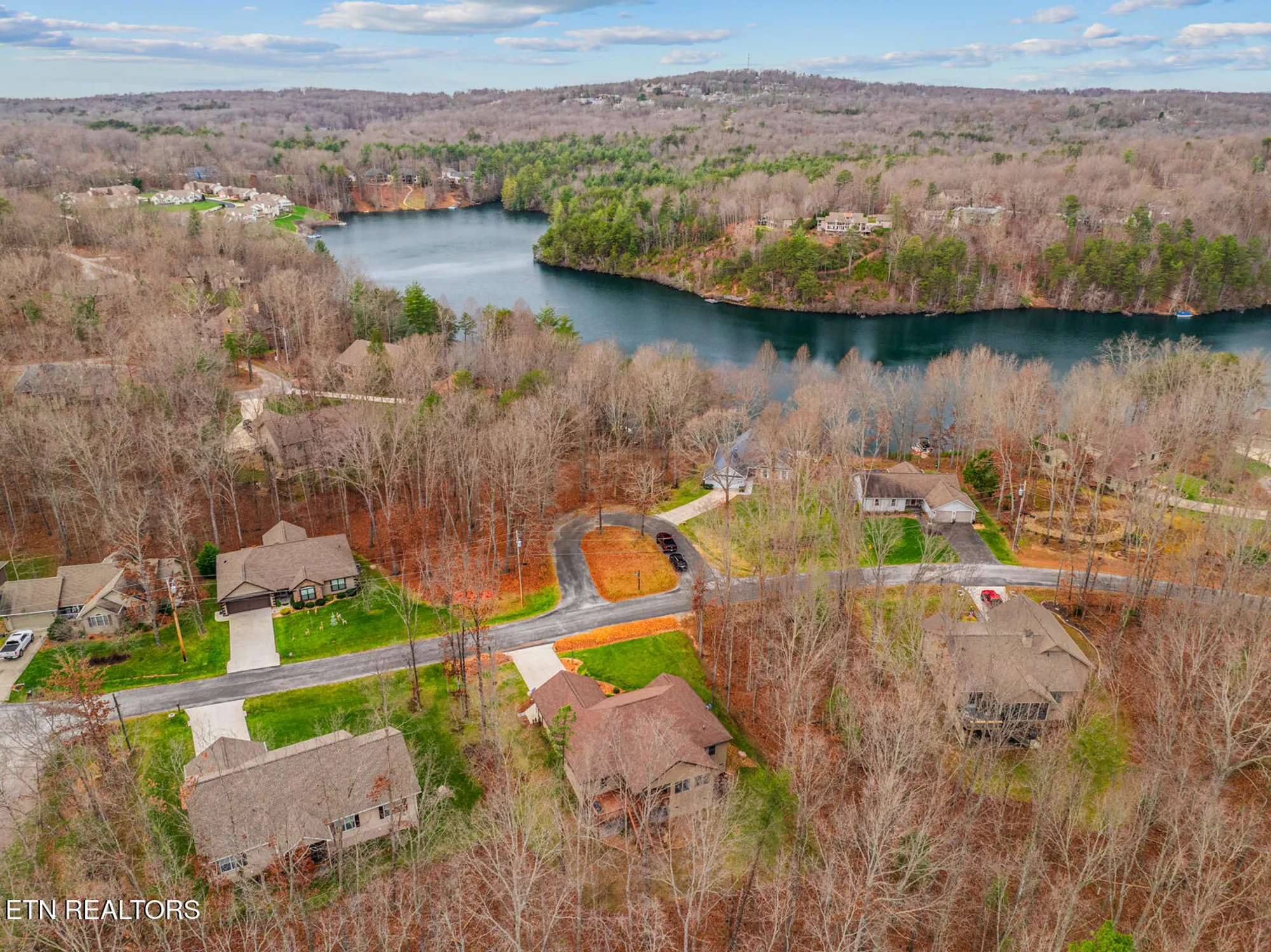 Property Slideshow image 50 of 56 | 109 beachwood dr, Crossville, TN, 38558