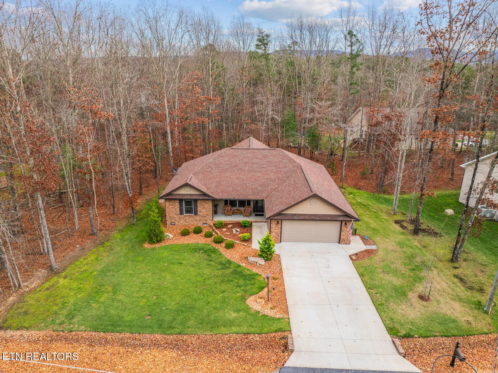 Property Slideshow image 2 of 56 | 109 beachwood dr, Crossville, TN, 38558