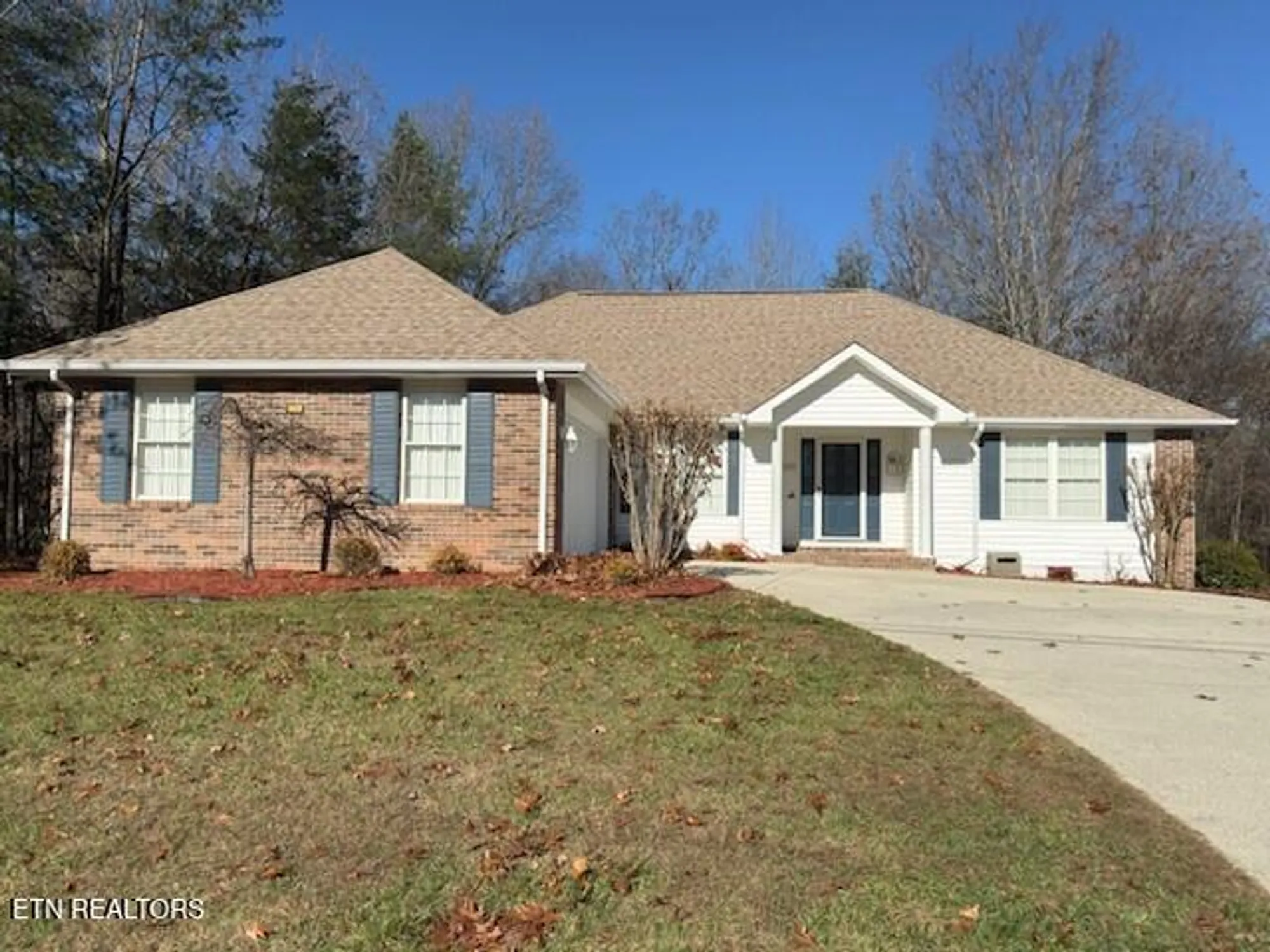 Property Slideshow image 1 of 42 | 14 brooks ln, Crossville, TN, 38558
