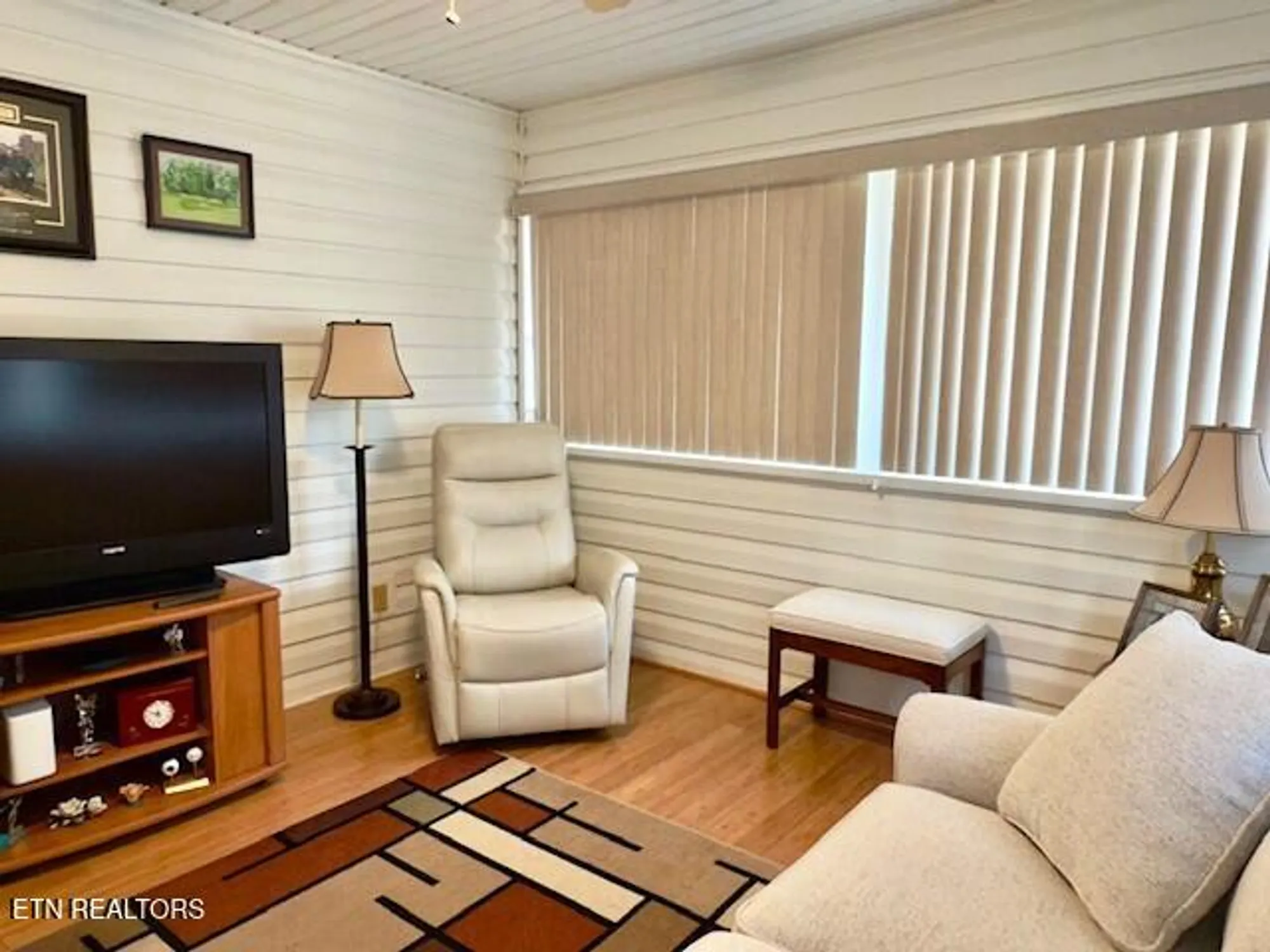 Property Slideshow image 21 of 42 | 14 brooks ln, Crossville, TN, 38558