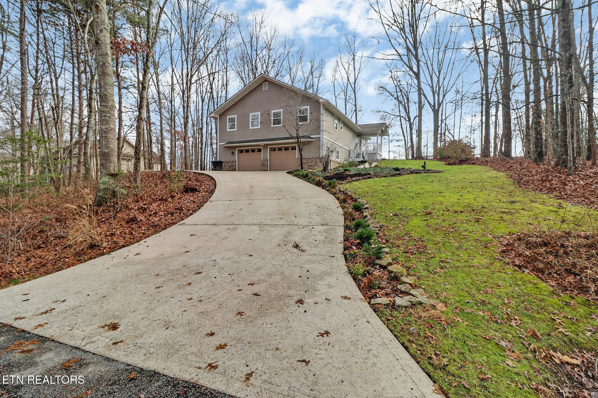 Property Slideshow image 37 of 47 | 14 berkeley sq, Crossville, TN, 38558