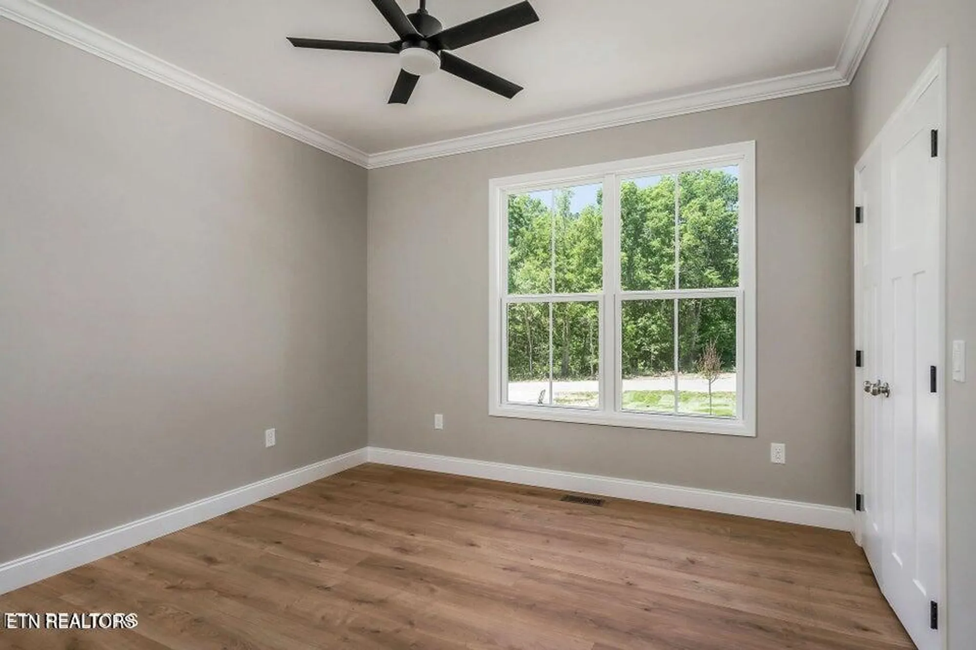 Property Slideshow image 10 of 12 | 384 st george dr, Fairfield Glade, TN, 38558