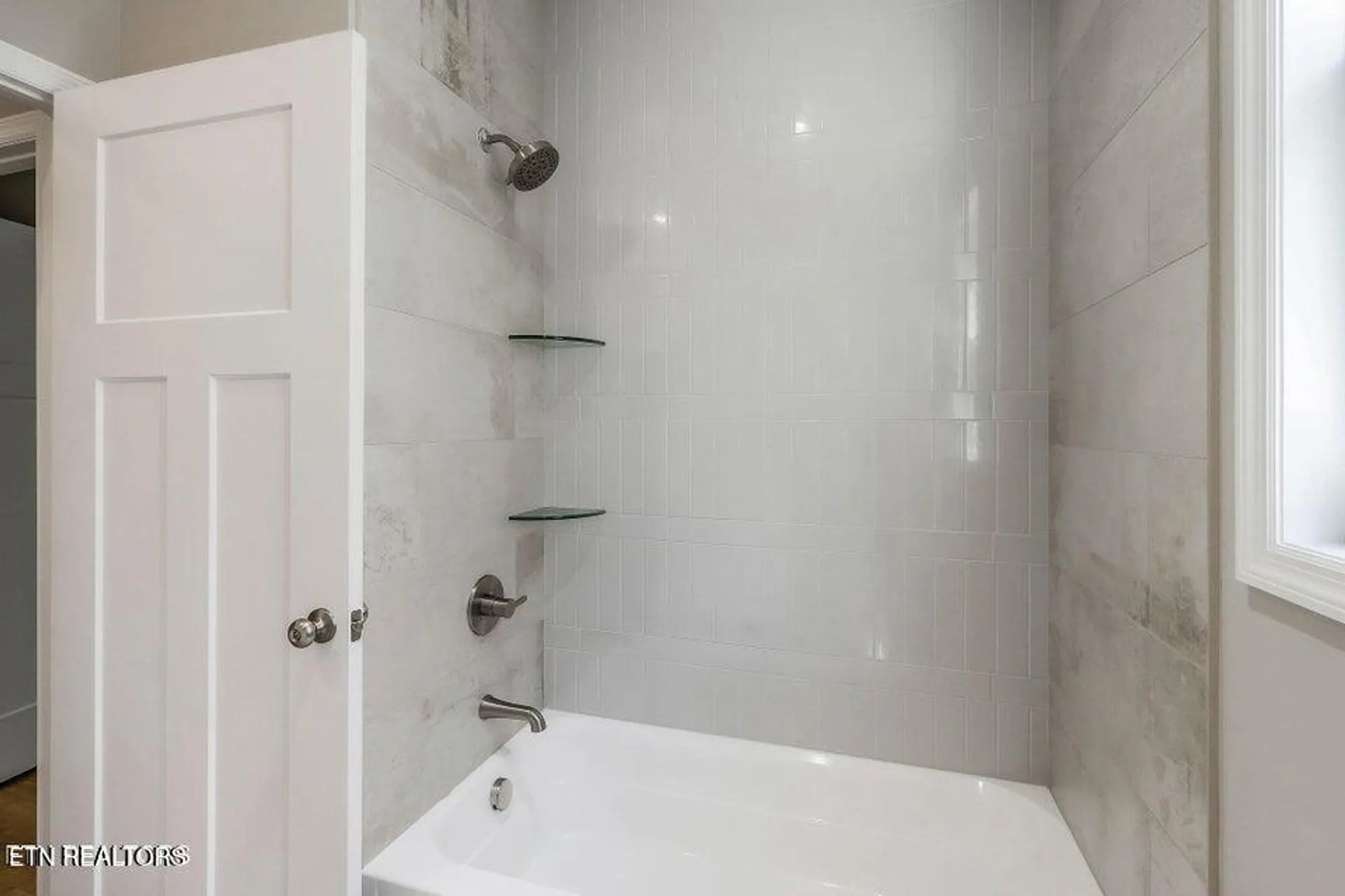 Property Slideshow image 12 of 12 | 384 st george dr, Fairfield Glade, TN, 38558