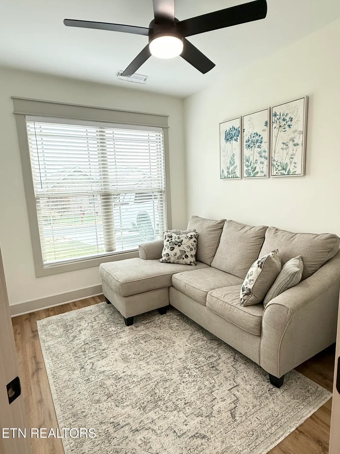 Property Slideshow image 7 of 40 | 205 chogi ln, Loudon, TN, 37774