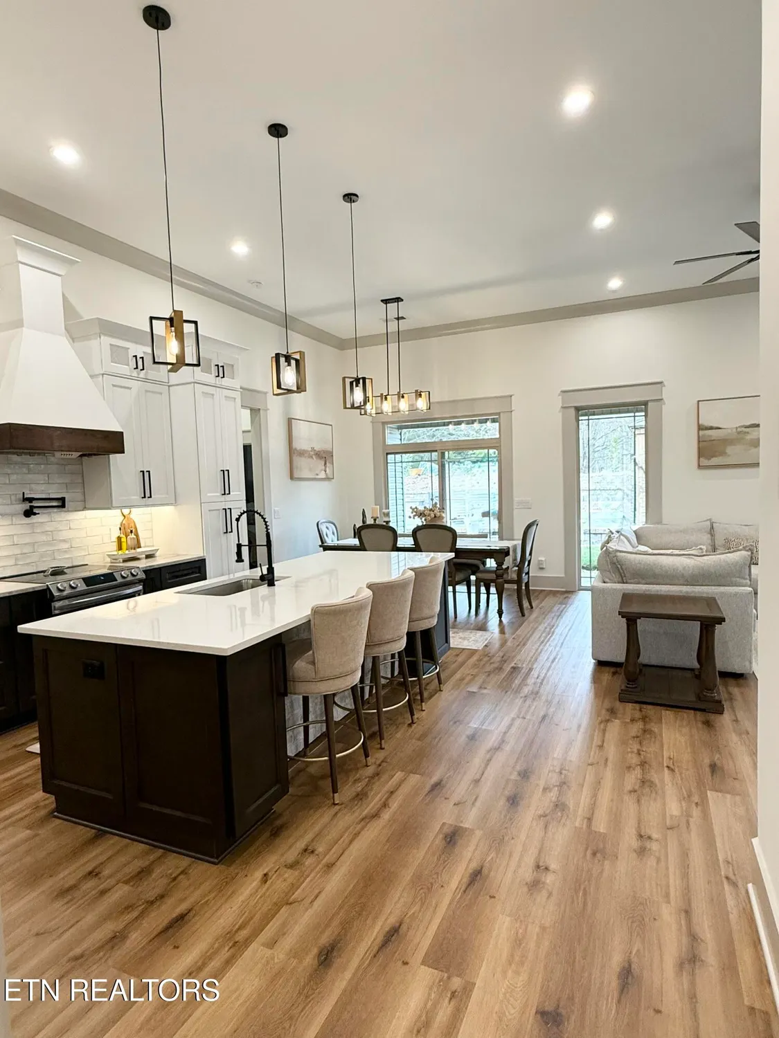 Property Slideshow image 15 of 40 | 205 chogi ln, Loudon, TN, 37774