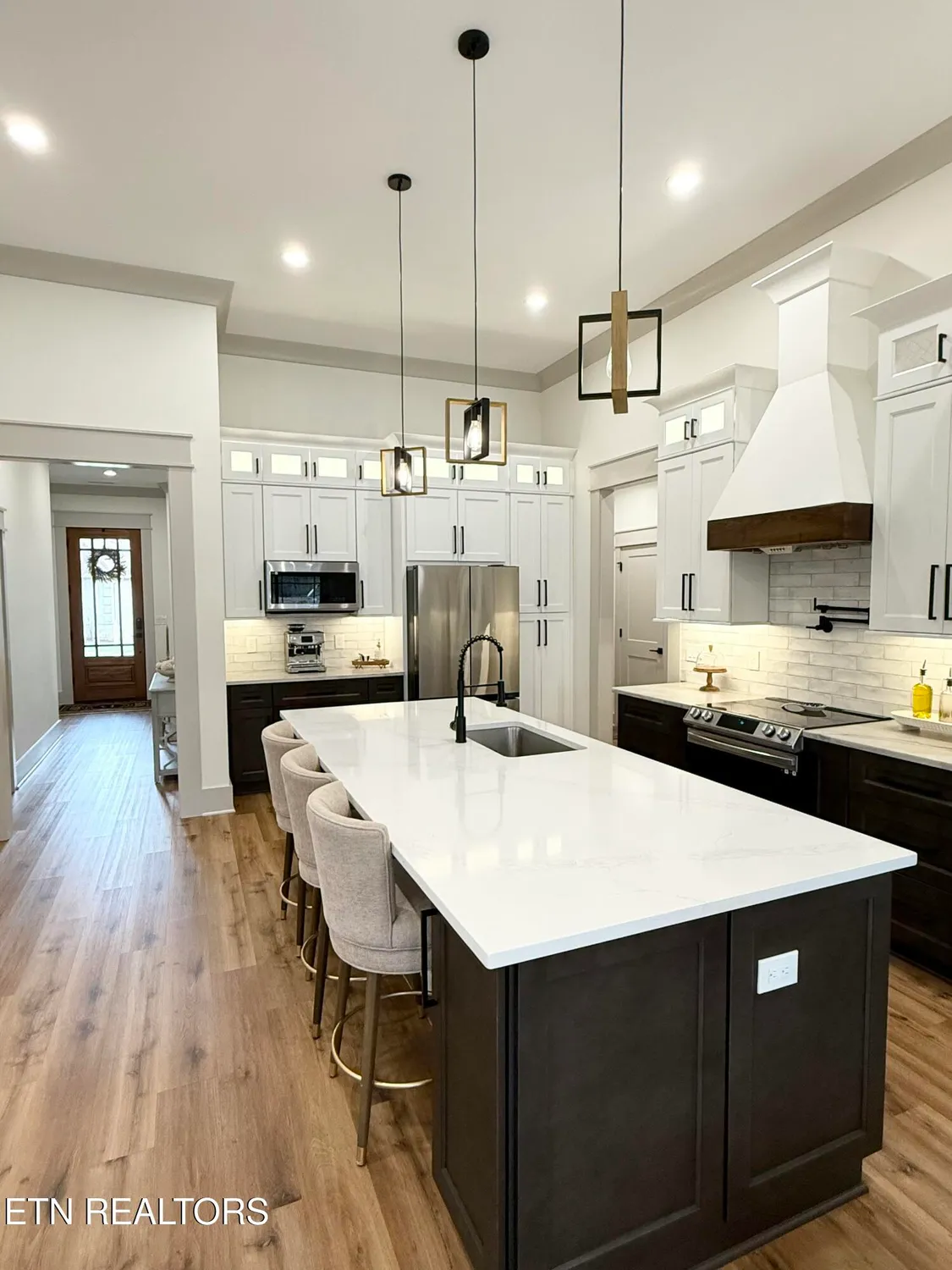 Property Slideshow image 19 of 40 | 205 chogi ln, Loudon, TN, 37774