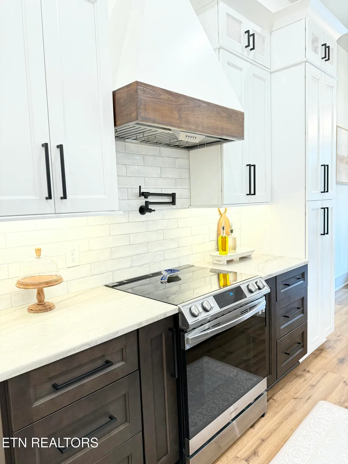 Property Slideshow image 20 of 40 | 205 chogi ln, Loudon, TN, 37774