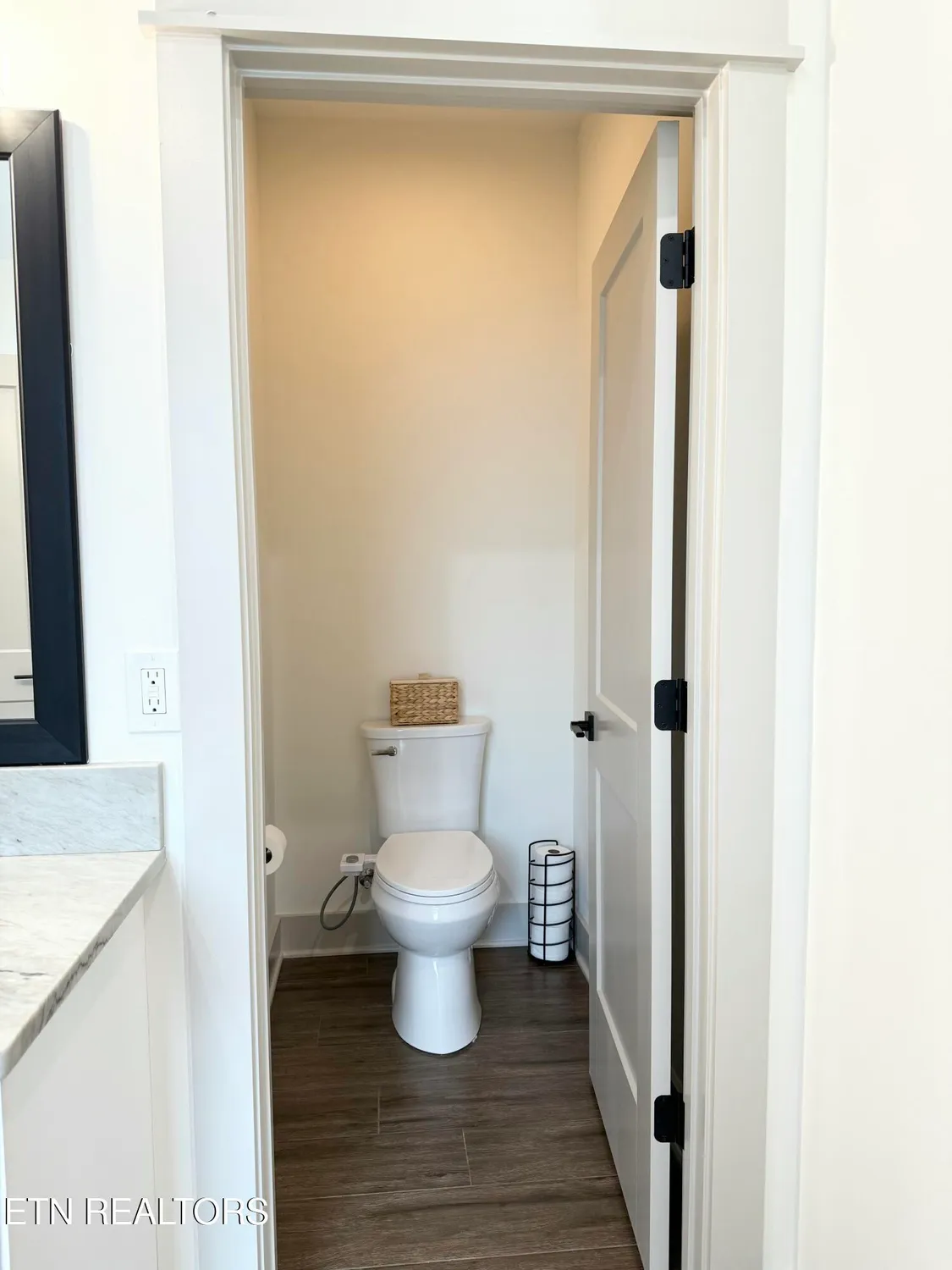 Property Slideshow image 30 of 40 | 205 chogi ln, Loudon, TN, 37774