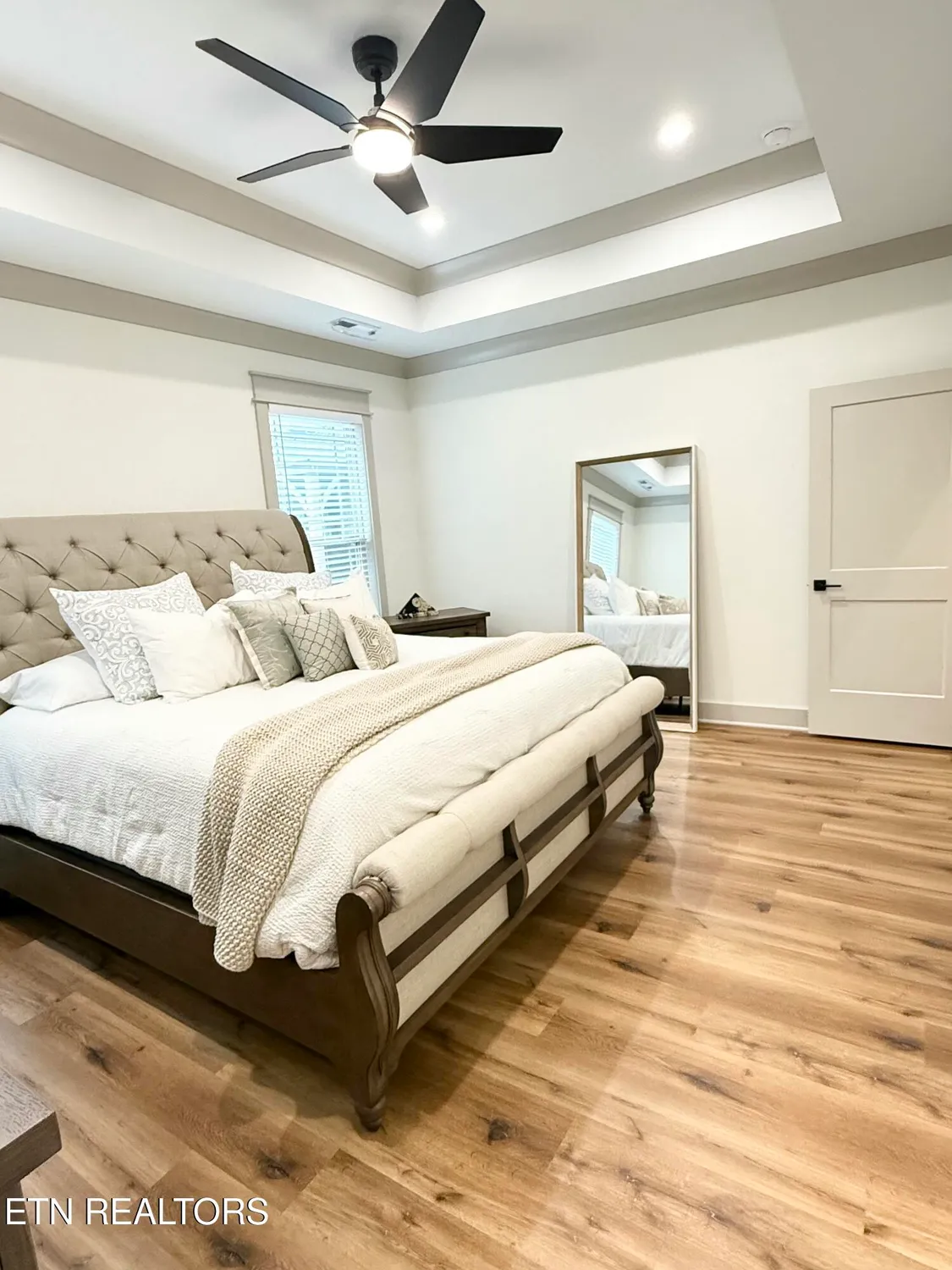 Property Slideshow image 24 of 40 | 205 chogi ln, Loudon, TN, 37774