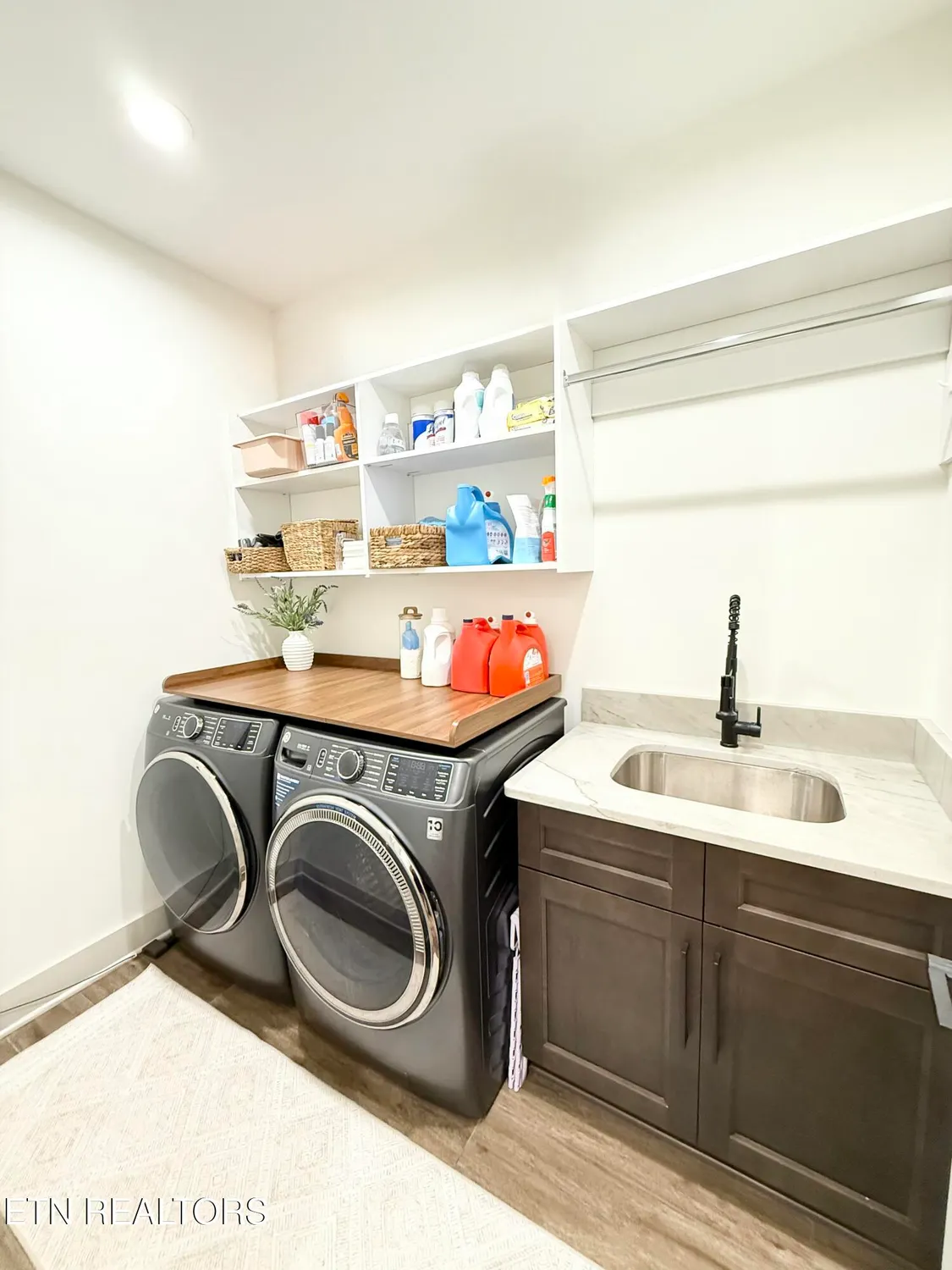 Property Slideshow image 33 of 40 | 205 chogi ln, Loudon, TN, 37774