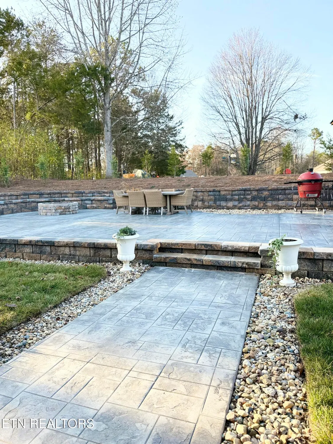 Property Slideshow image 34 of 40 | 205 chogi ln, Loudon, TN, 37774