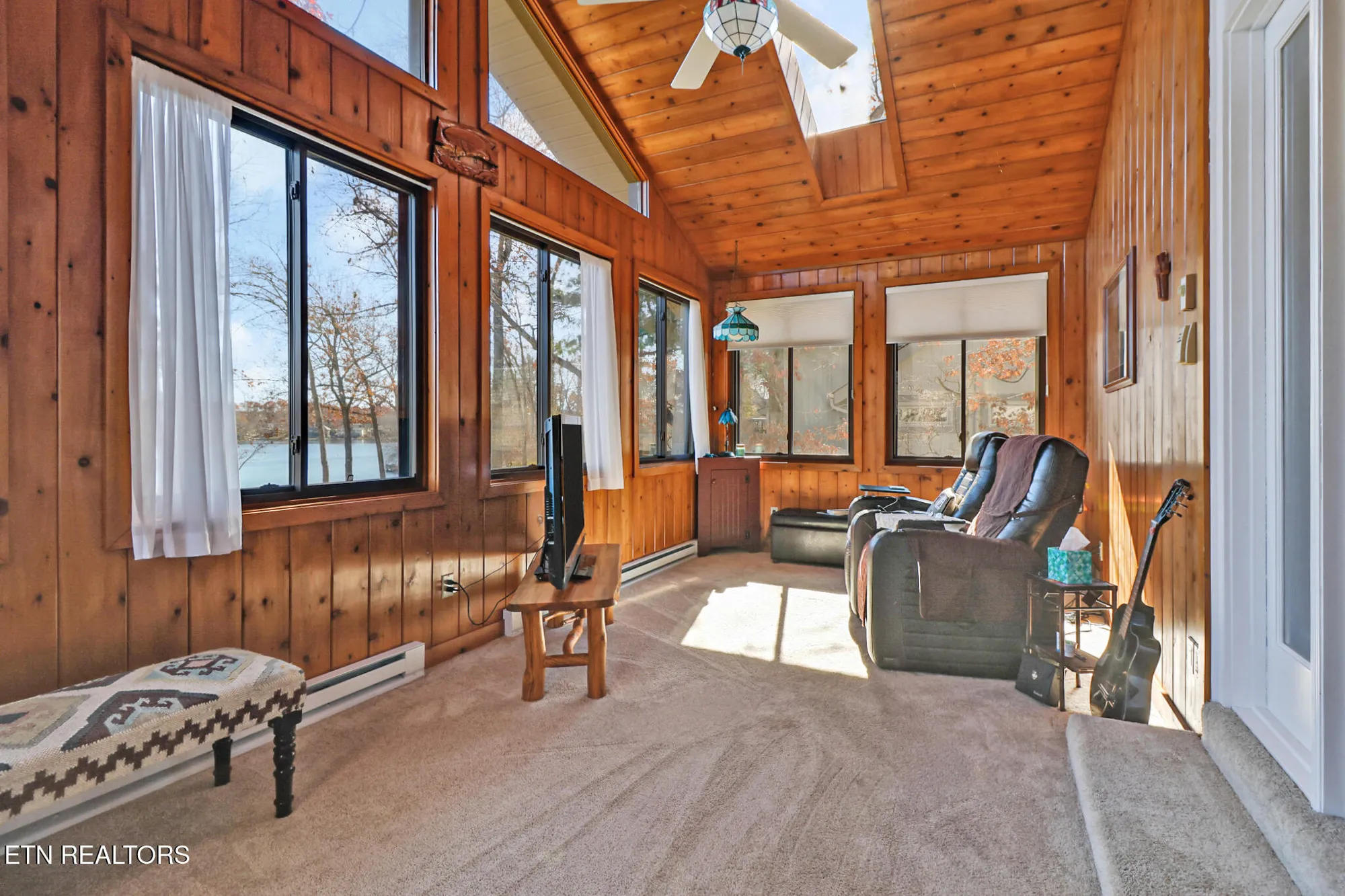 Property Slideshow image 15 of 39 | 110 delbridge ln, Crossville, TN, 38558