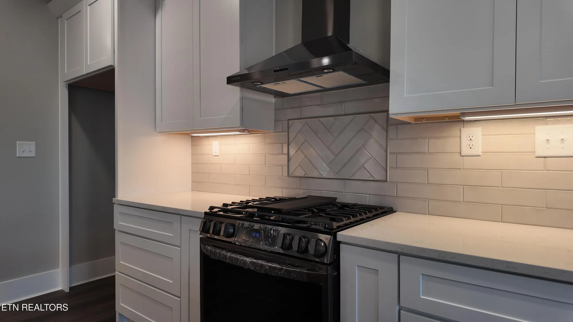 Property Slideshow image 20 of 42 | 301 seminole shrs, Loudon, TN, 37774