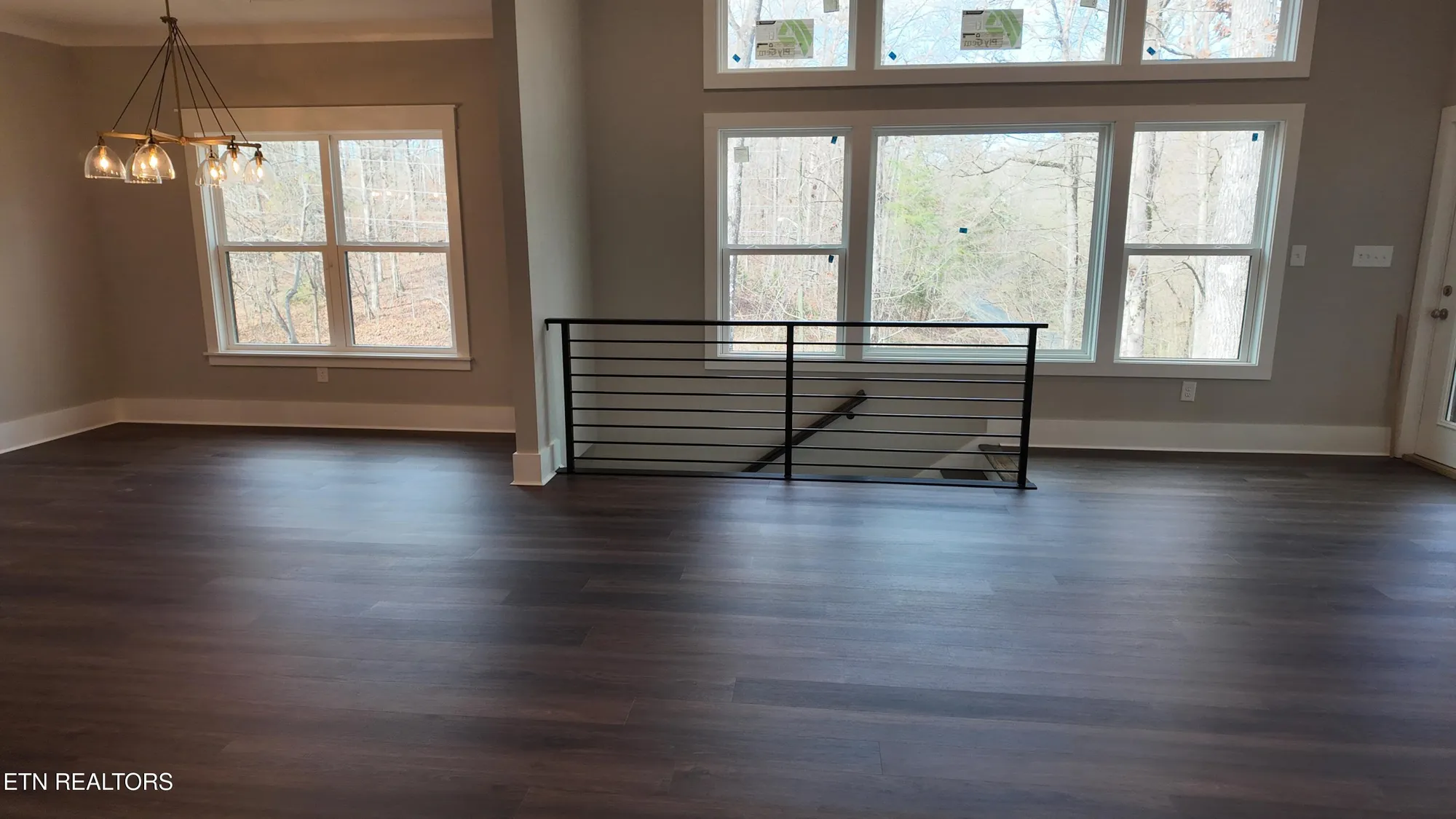 Property Slideshow image 9 of 42 | 301 seminole shrs, Loudon, TN, 37774