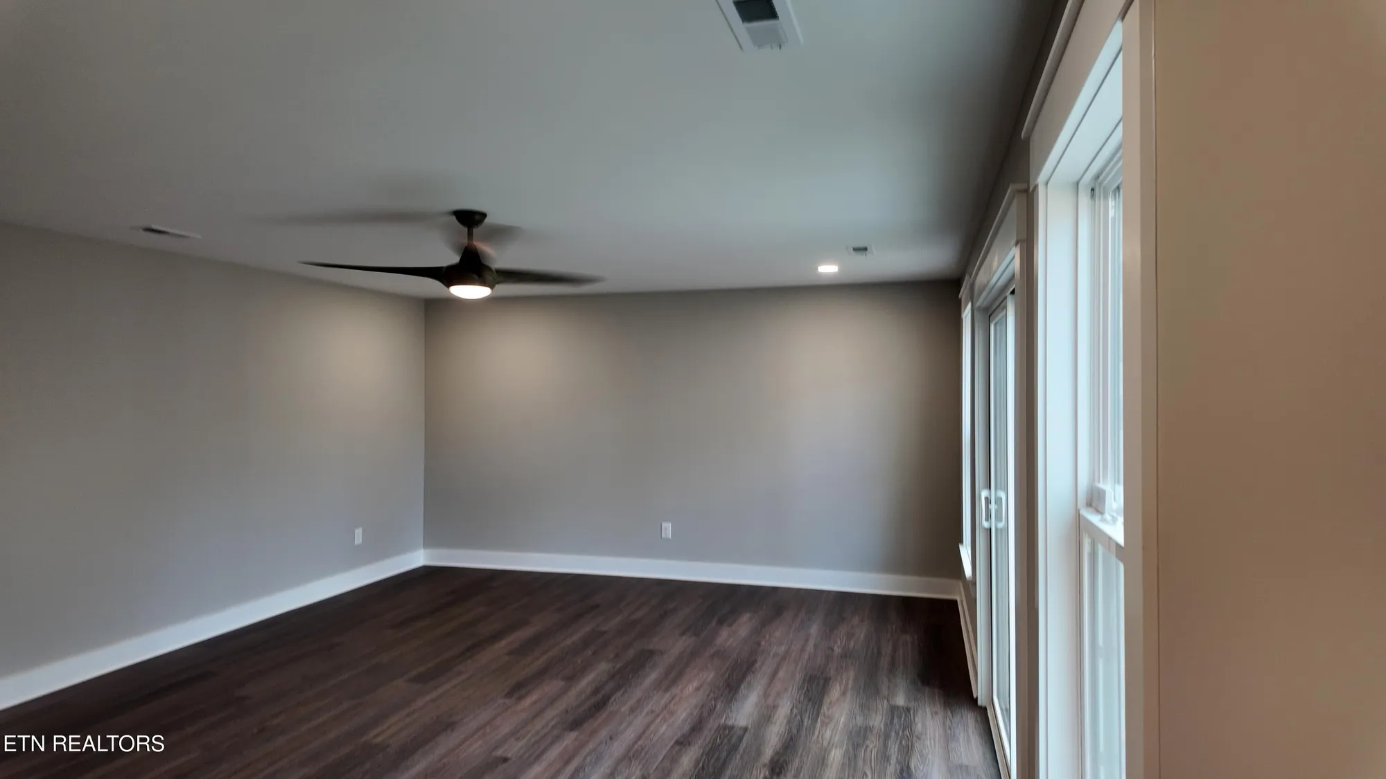 Property Slideshow image 35 of 42 | 301 seminole shrs, Loudon, TN, 37774