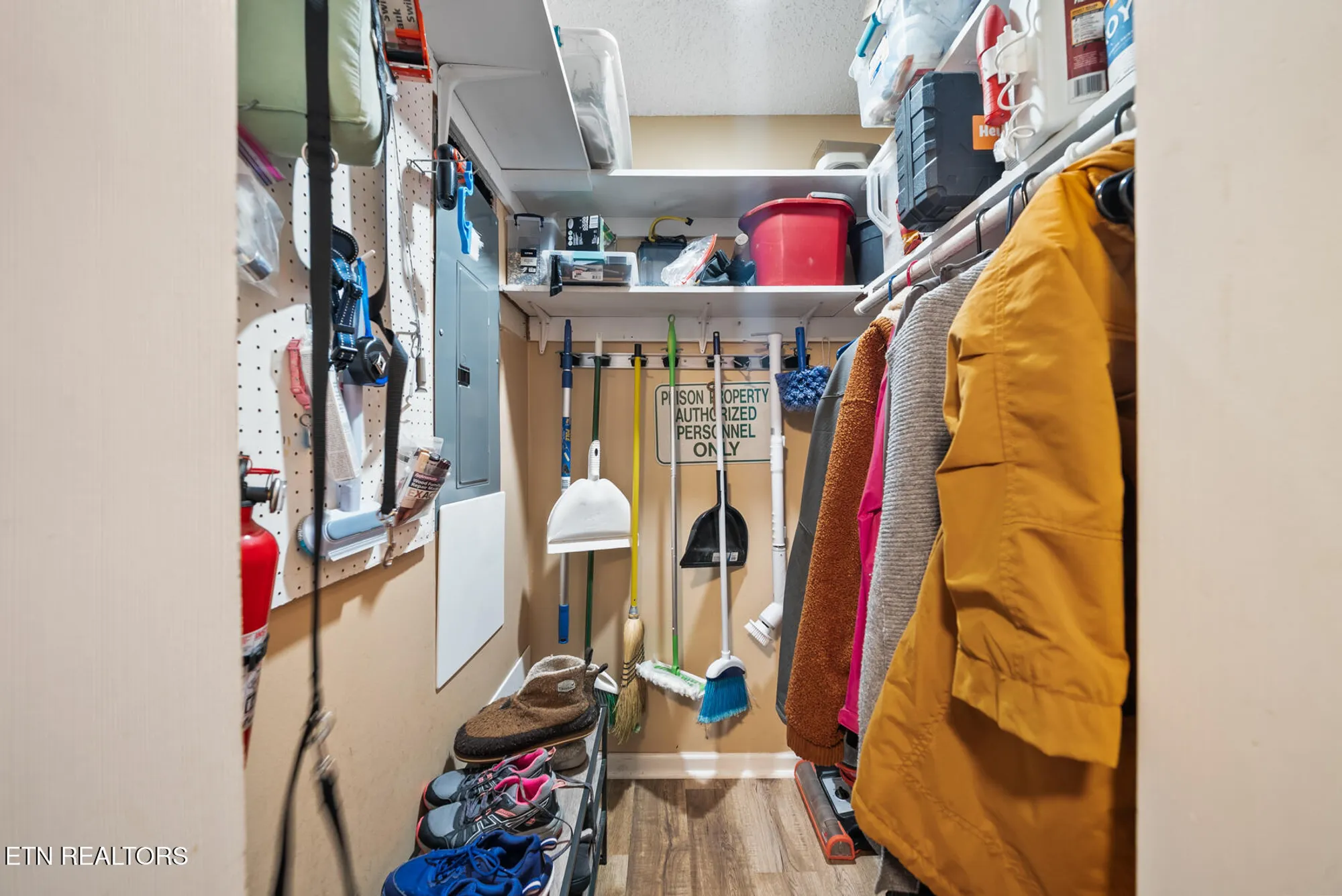 Property Slideshow image 12 of 47 | 65 lakeshore ter unit 21, Crossville, TN, 38558