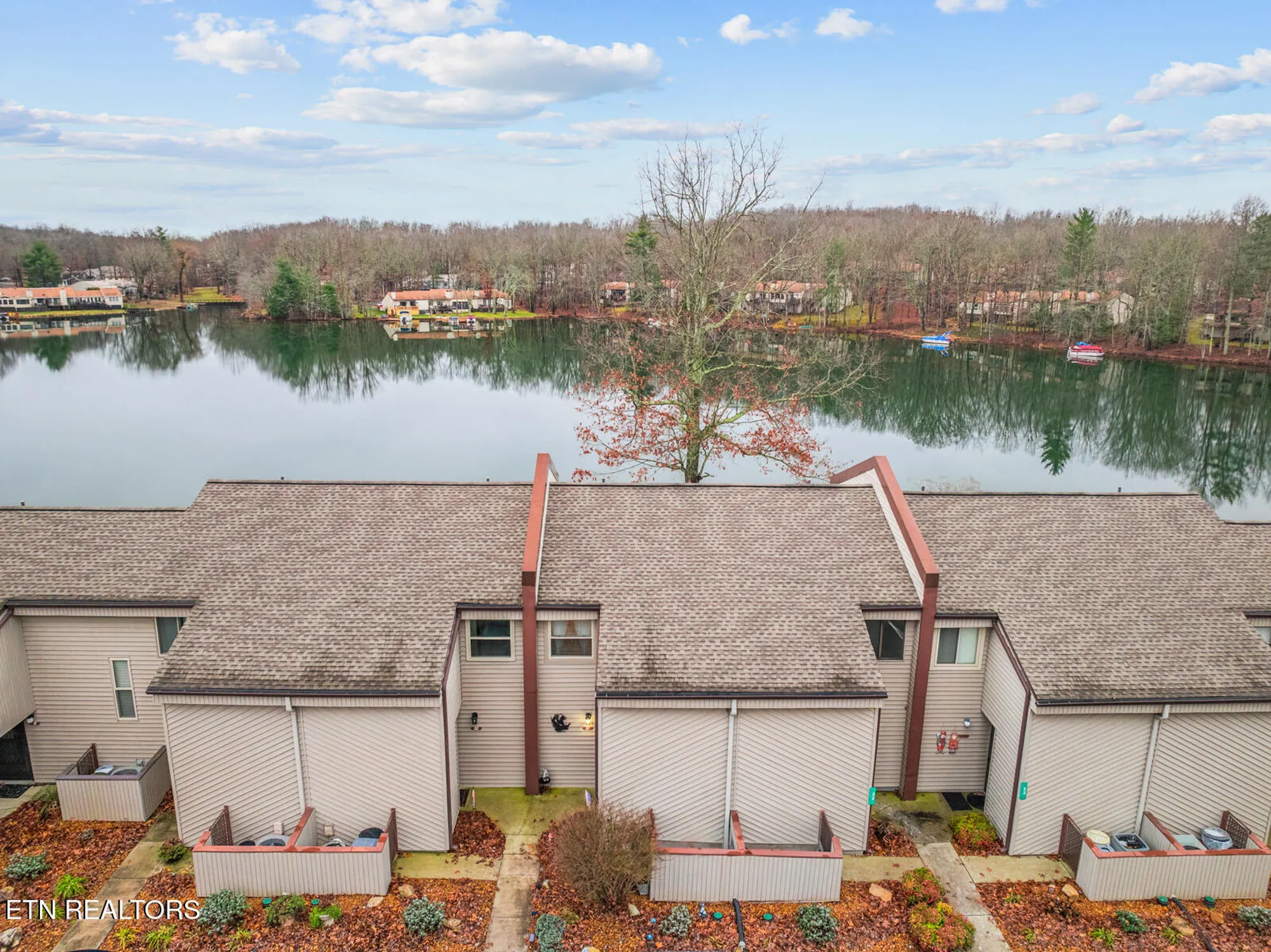 Property Slideshow image 1 of 47 | 65 lakeshore ter unit 21, Crossville, TN, 38558