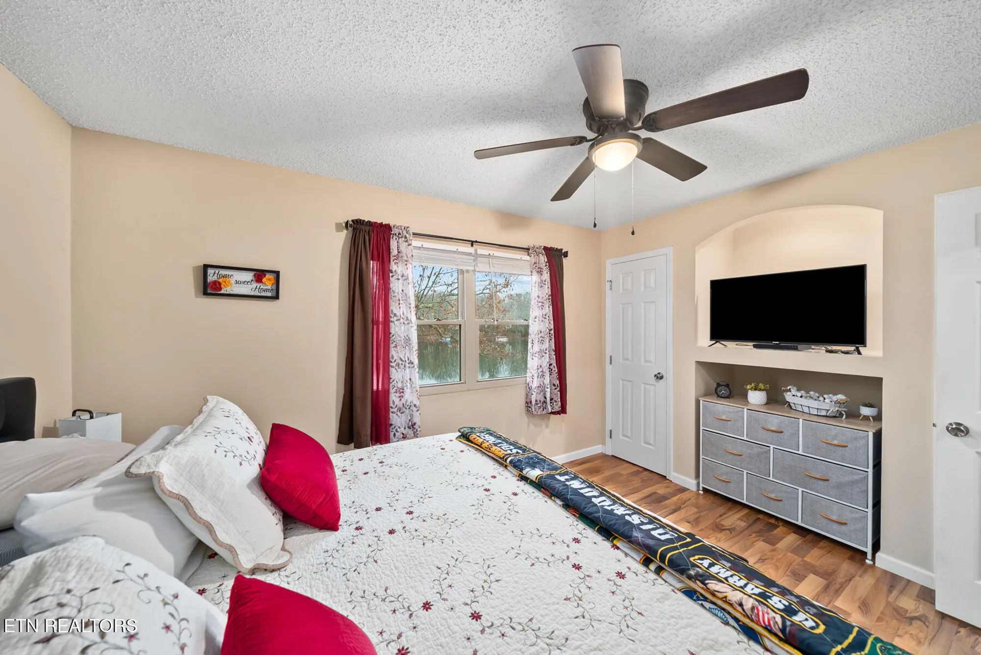 Property Slideshow image 23 of 47 | 65 lakeshore ter unit 21, Crossville, TN, 38558