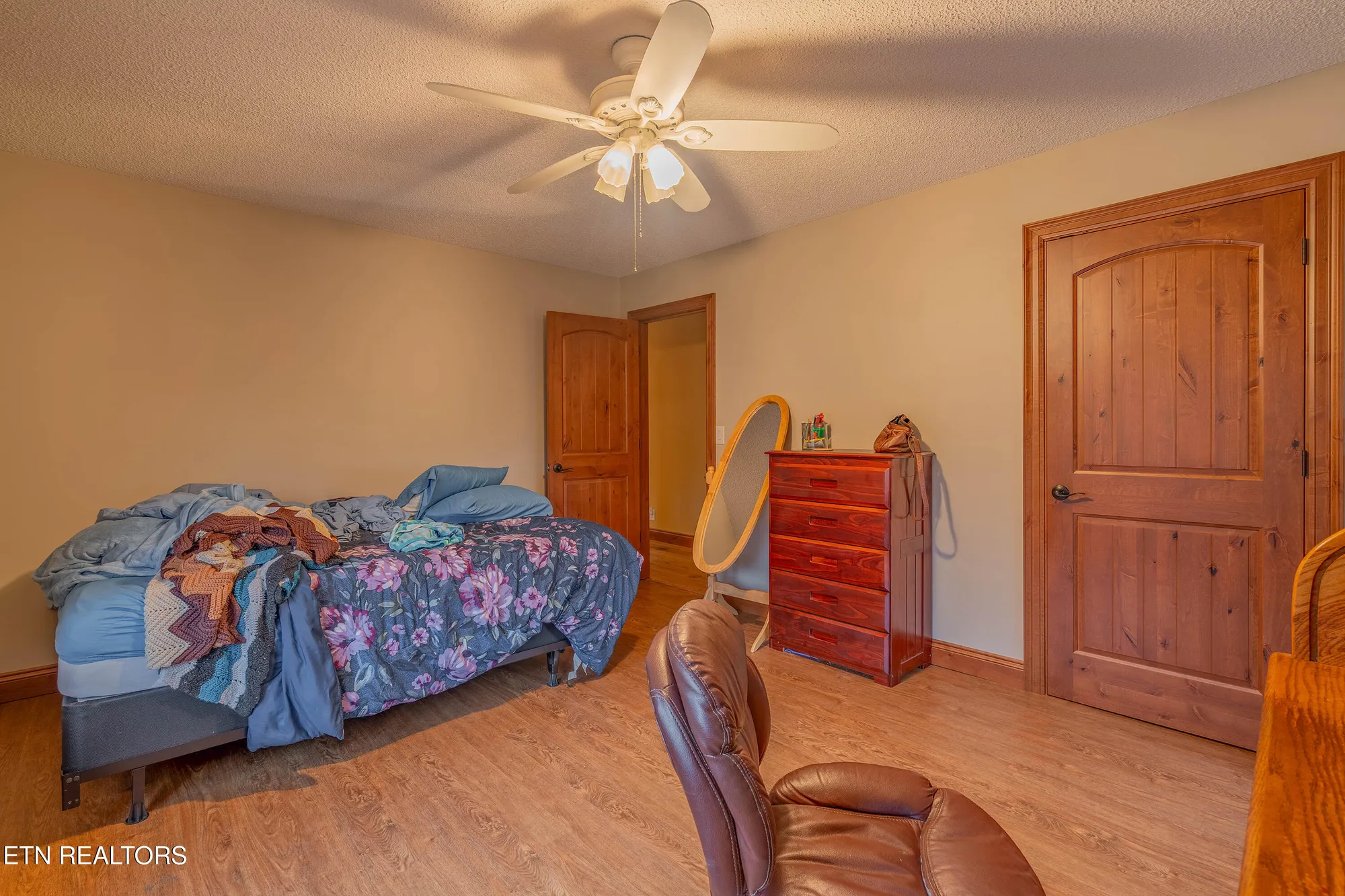 Property Slideshow image 23 of 54 | 166 canterbury dr, Crossville, TN, 38558