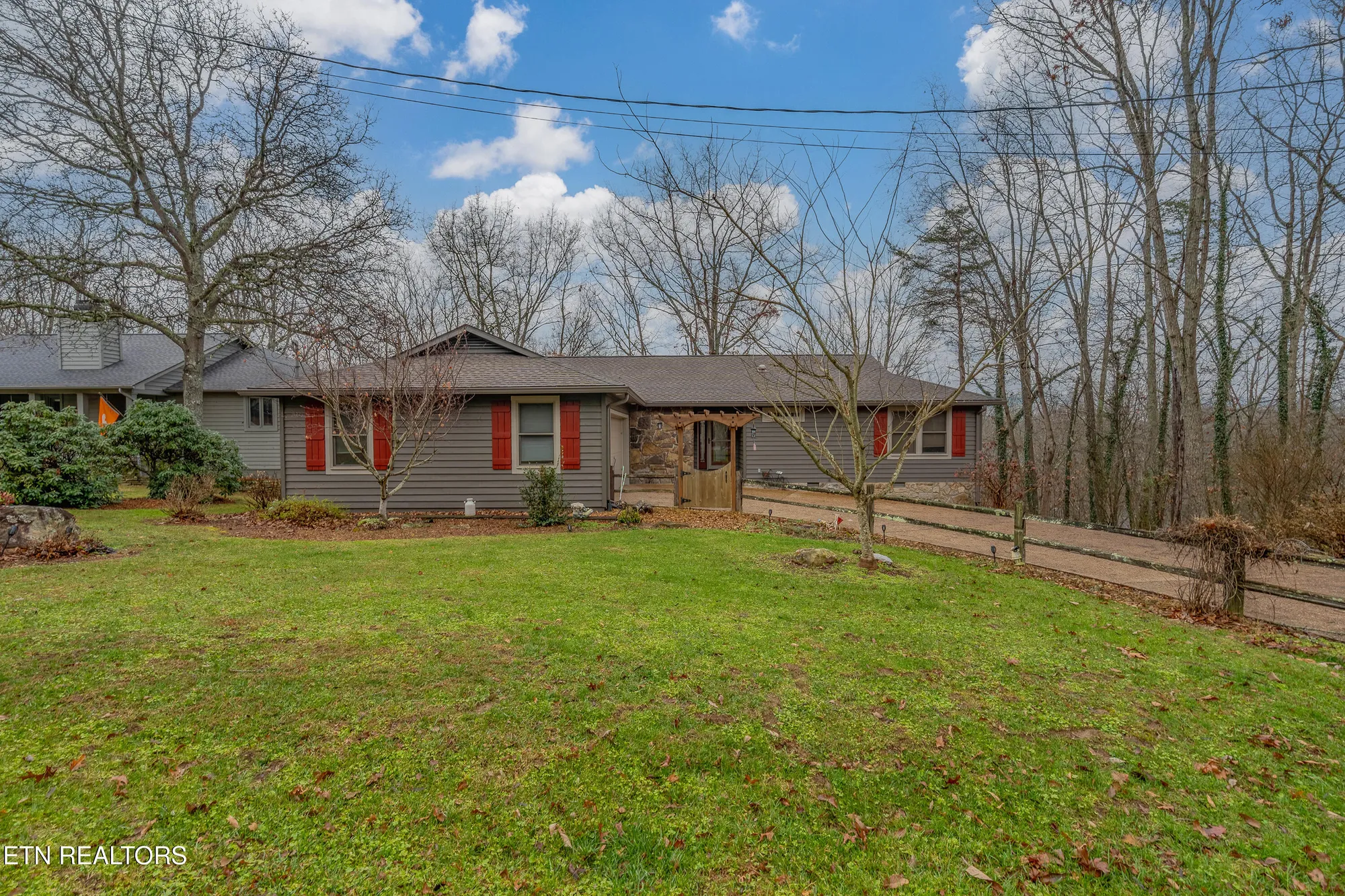 Property Slideshow image 1 of 54 | 166 canterbury dr, Crossville, TN, 38558