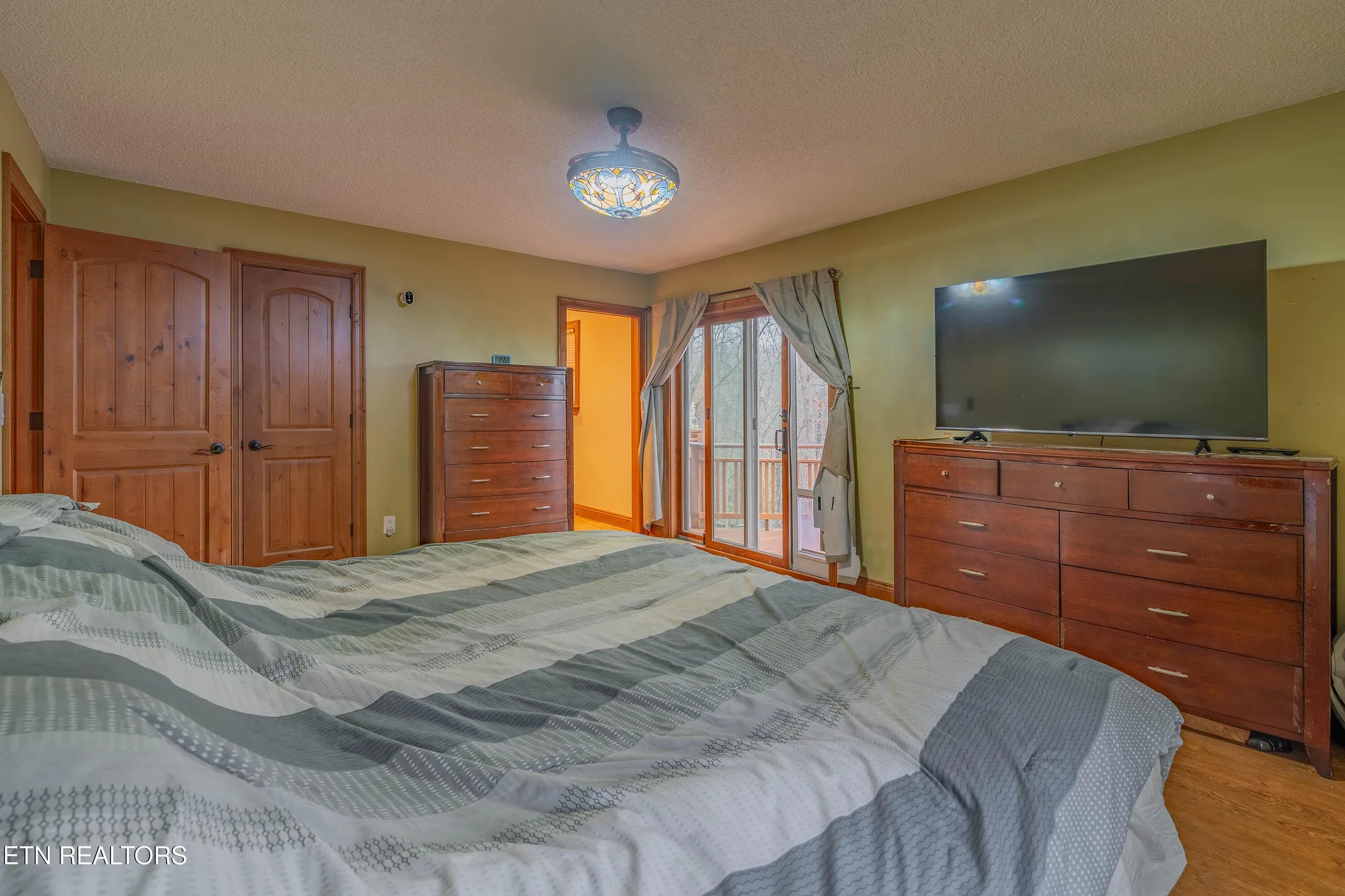 Property Slideshow image 9 of 54 | 166 canterbury dr, Crossville, TN, 38558